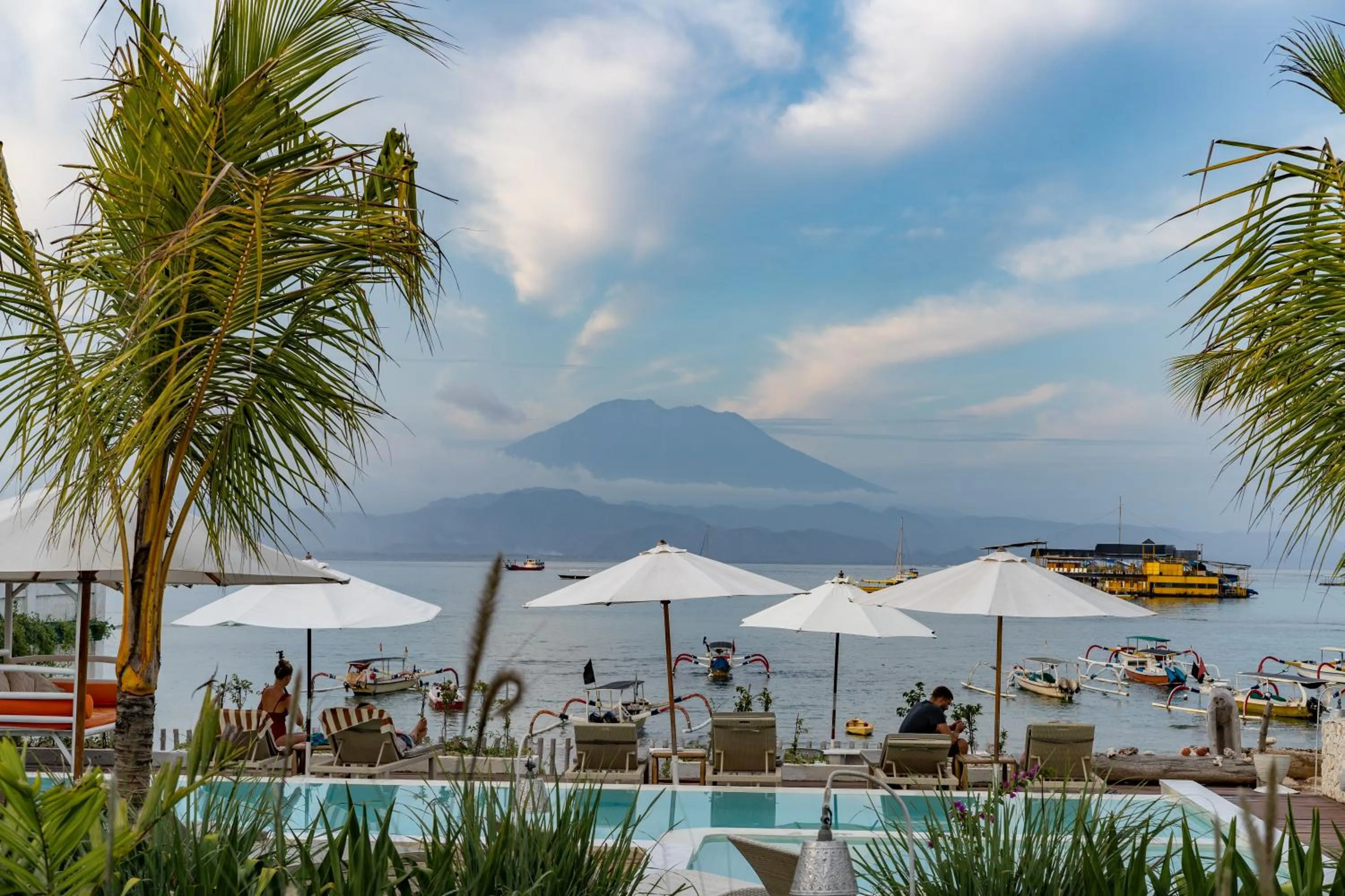 Mountain view in Paus Putih Hotel