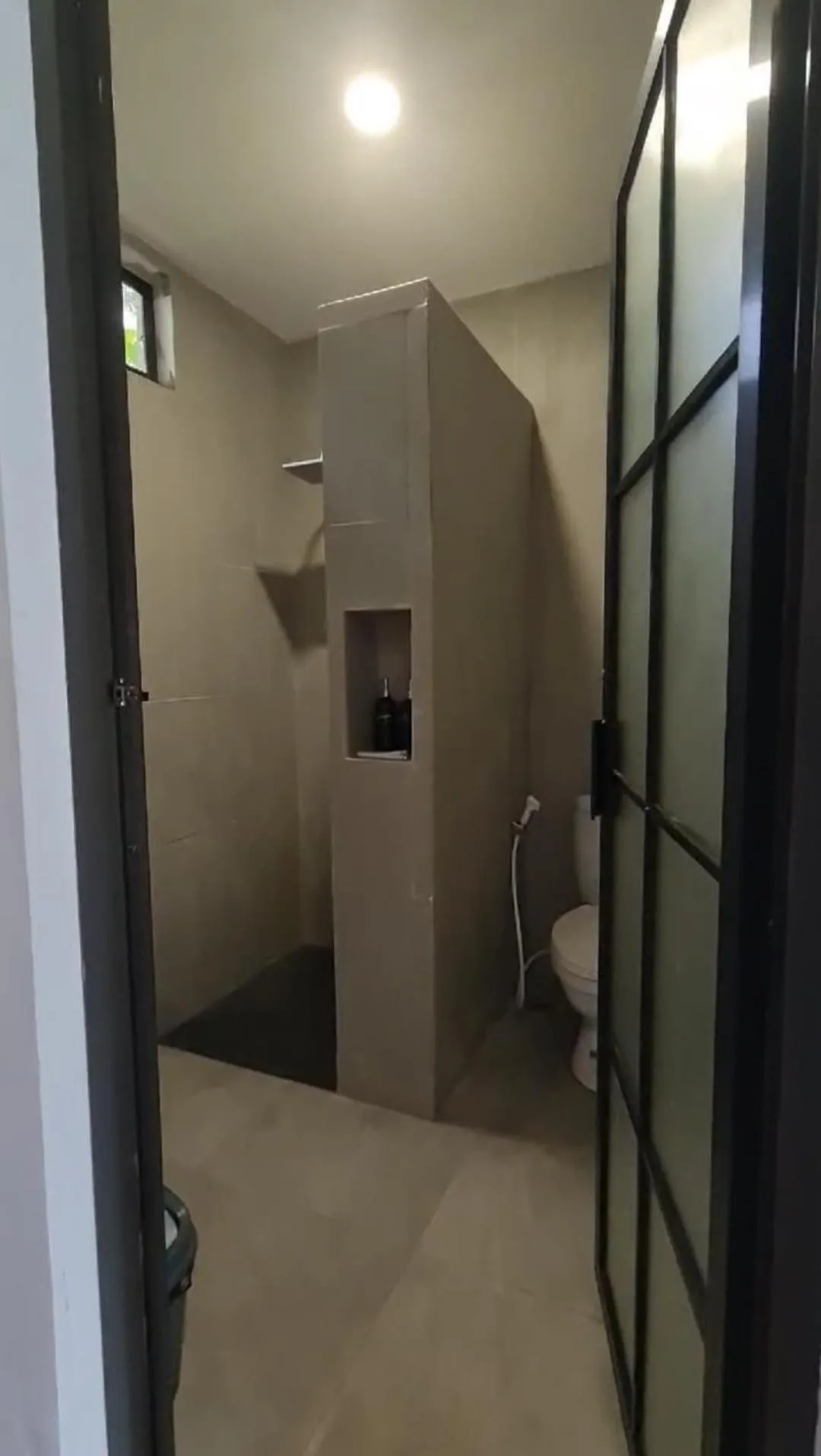 Shower in Makarma Resort Lombok