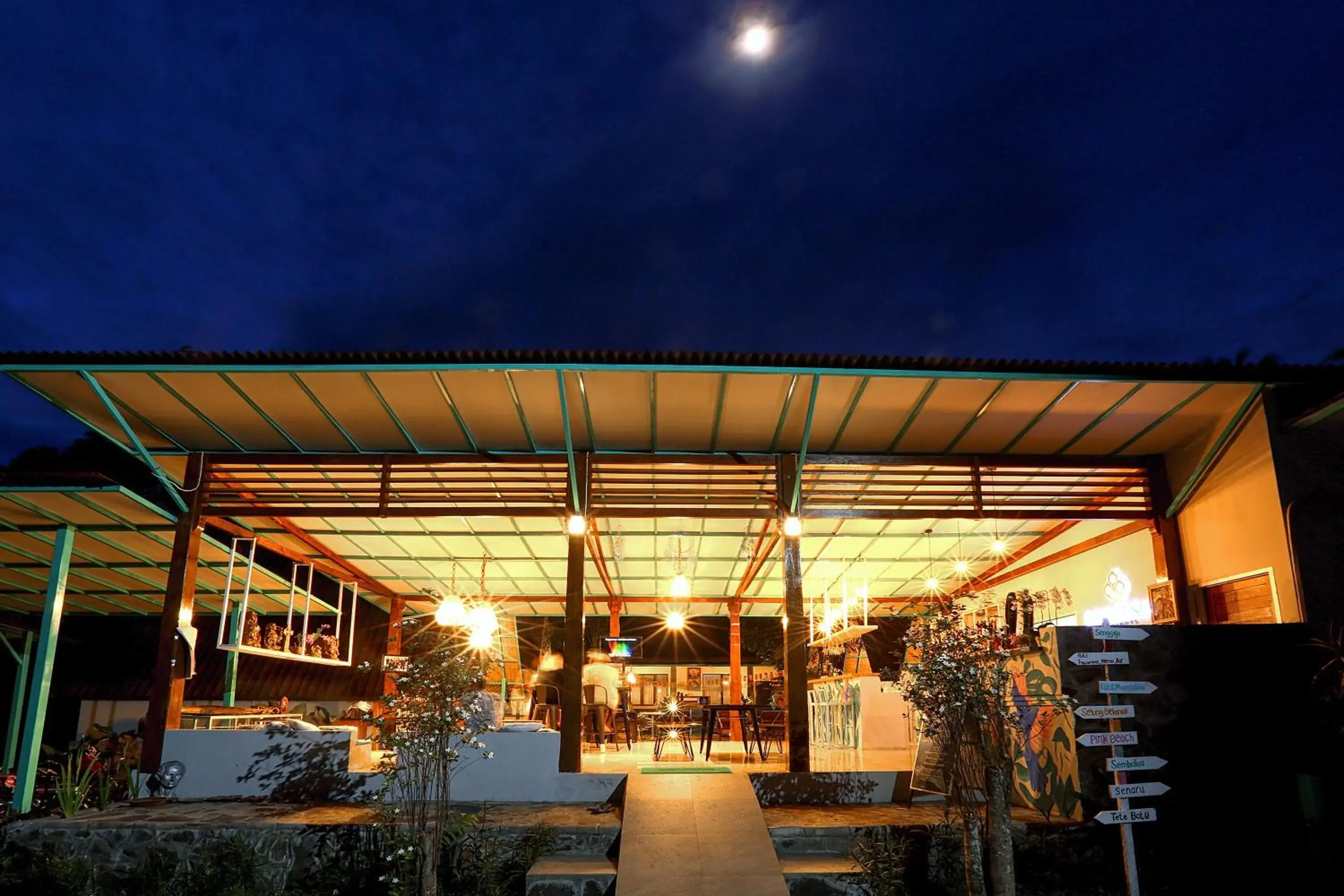Restaurant/places to eat in Makarma Resort Lombok Restaurant/places to eat in Makarma Resort Lombok