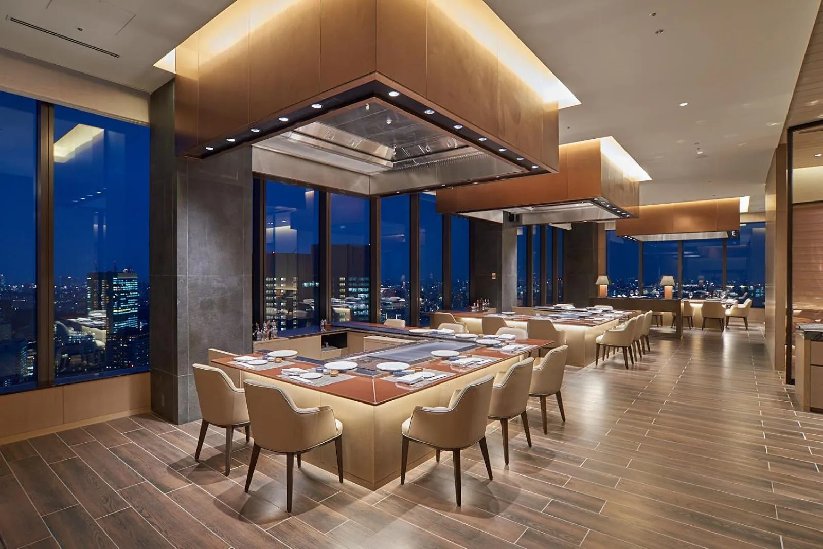 Restaurant/places to eat in The Okura Tokyo