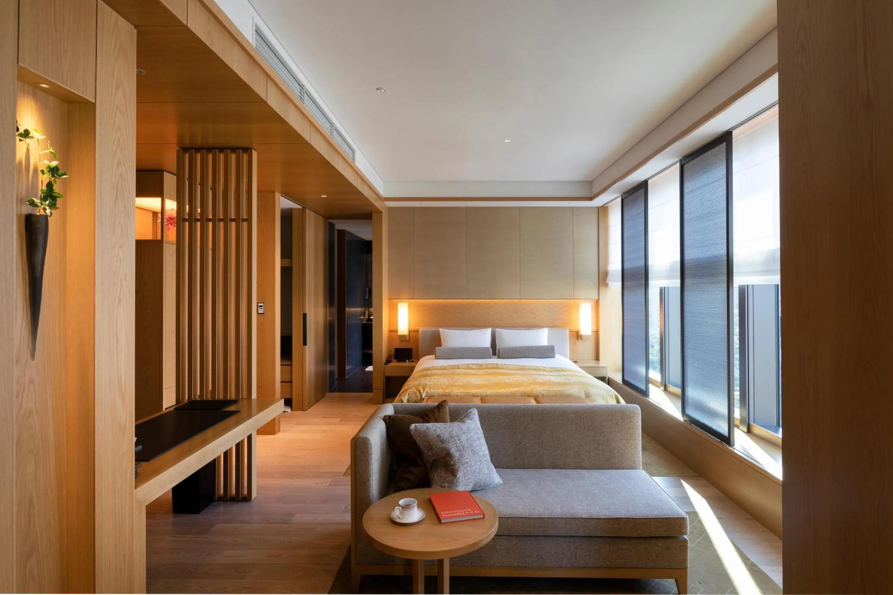 Photo of the whole room, Bed in The Okura Tokyo