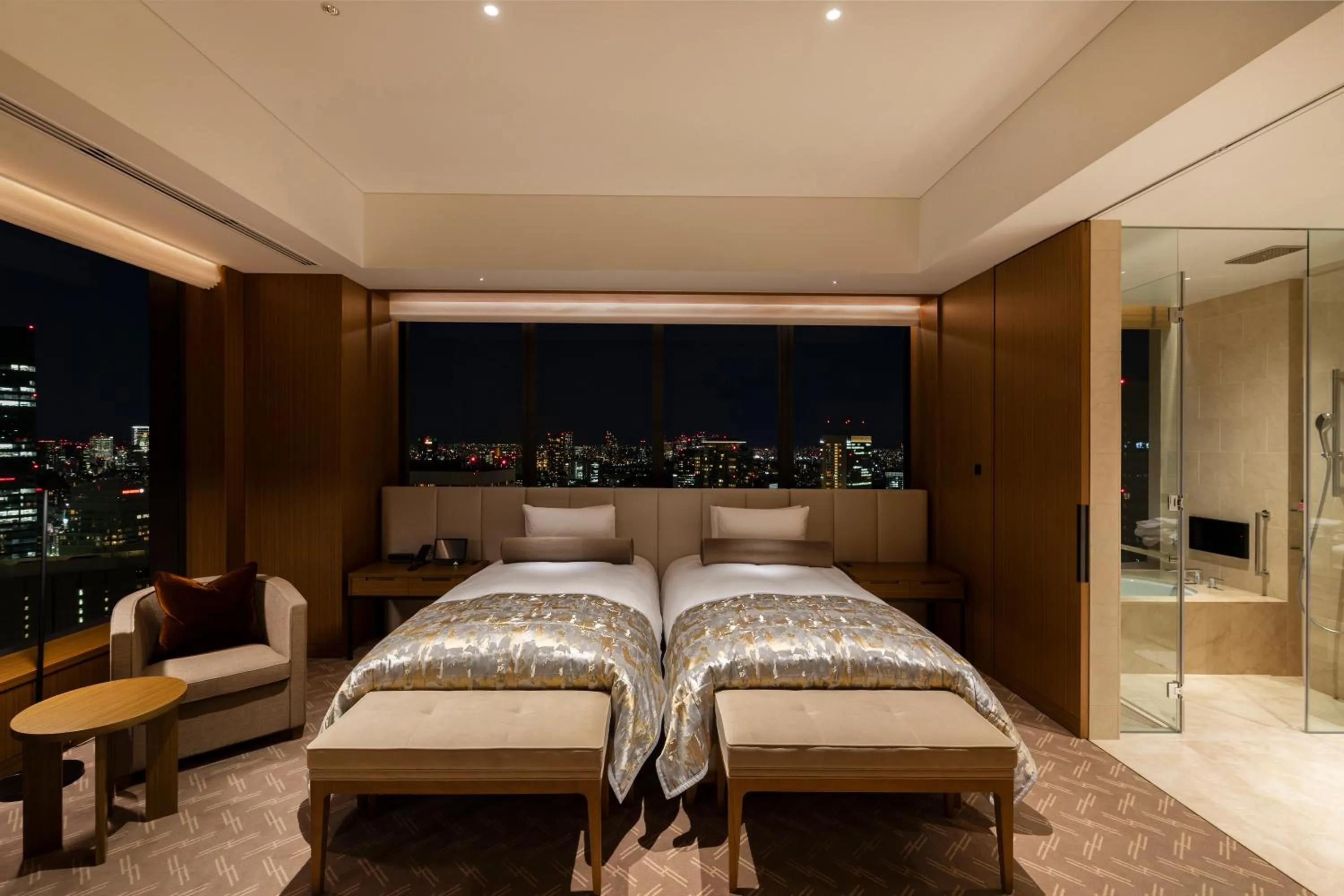 Photo of the whole room, Bed in The Okura Tokyo