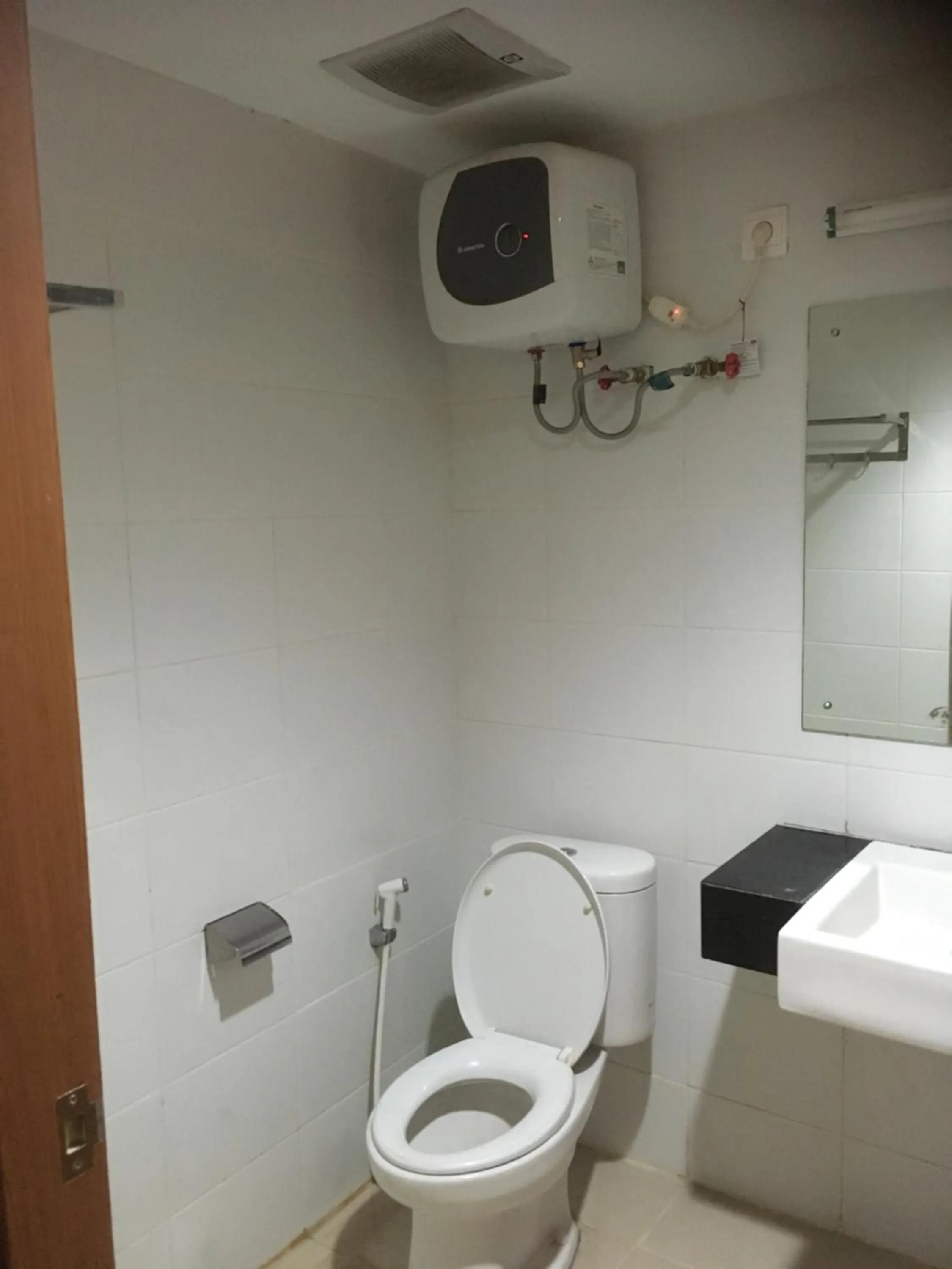 Beverly Dago Apartment