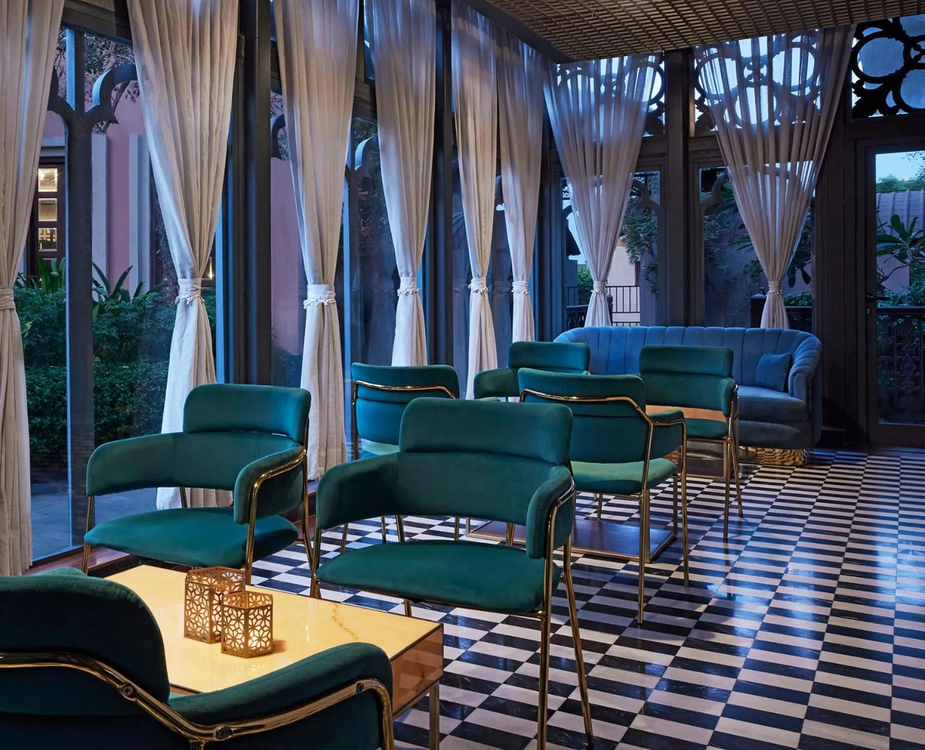 Nightclub / DJ in Raajkutir - IHCL SeleQtions