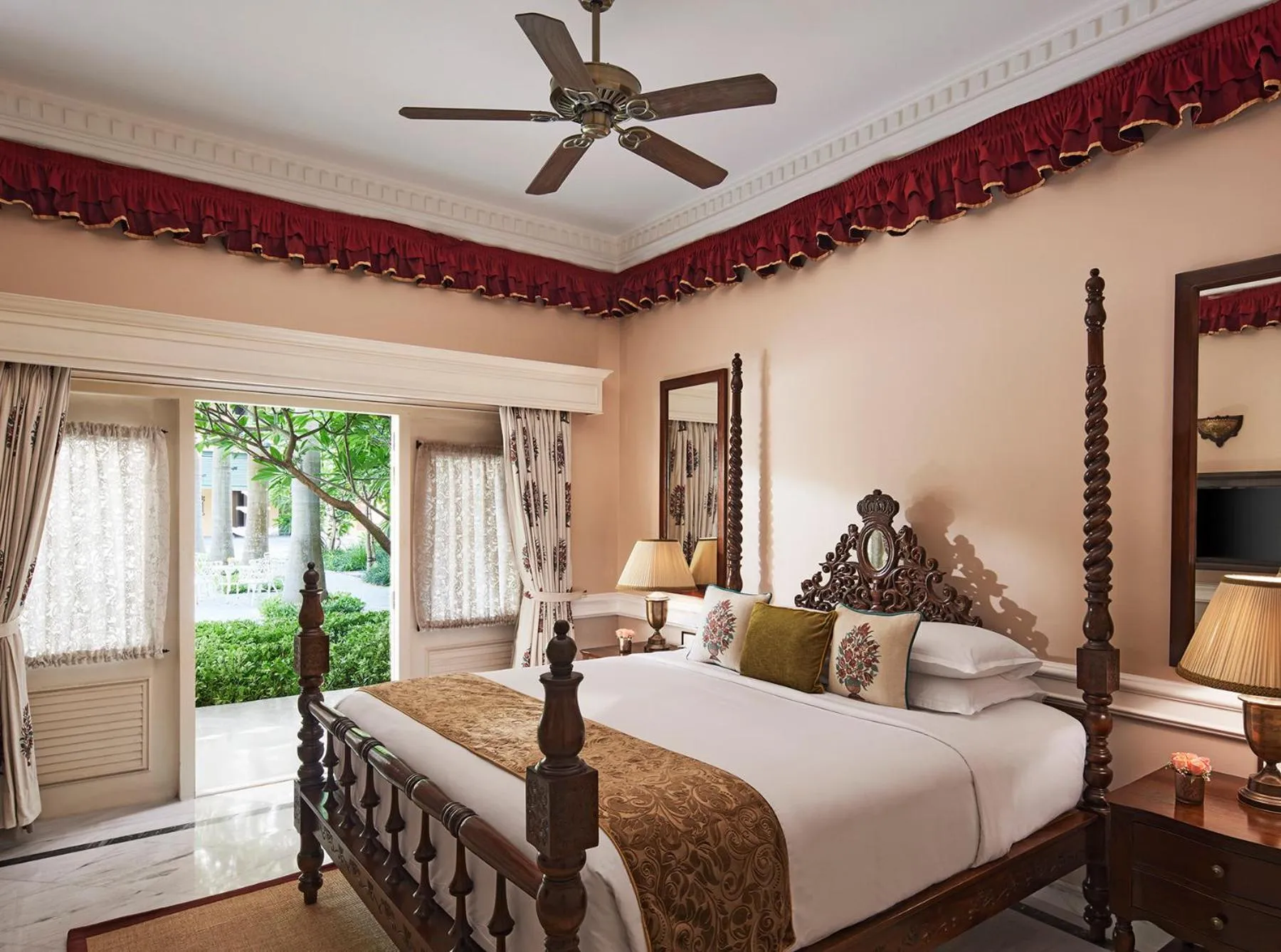 Bed in Raajkutir - IHCL SeleQtions