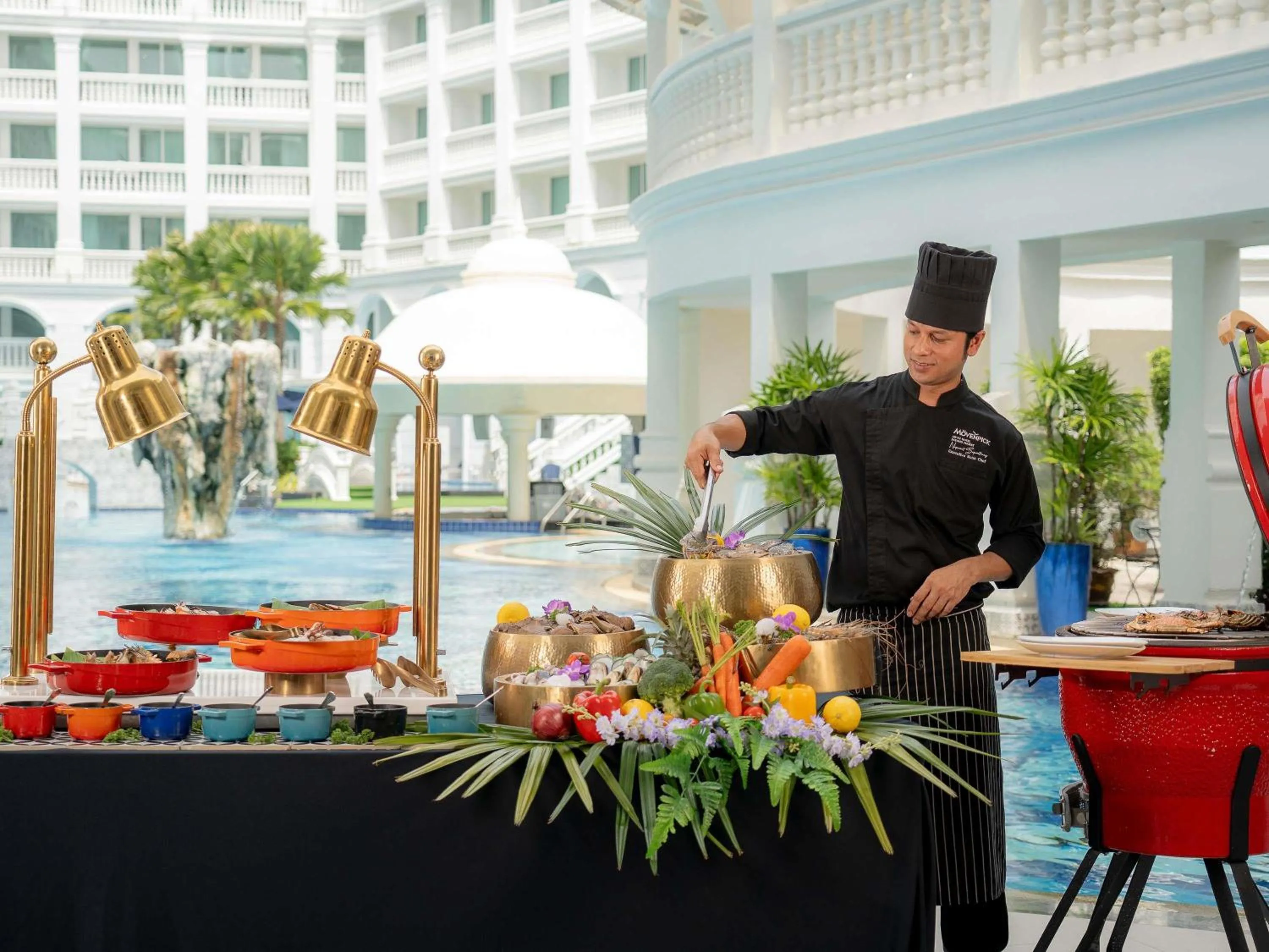 Restaurant/places to eat in Mövenpick Myth Hotel Patong Phuket