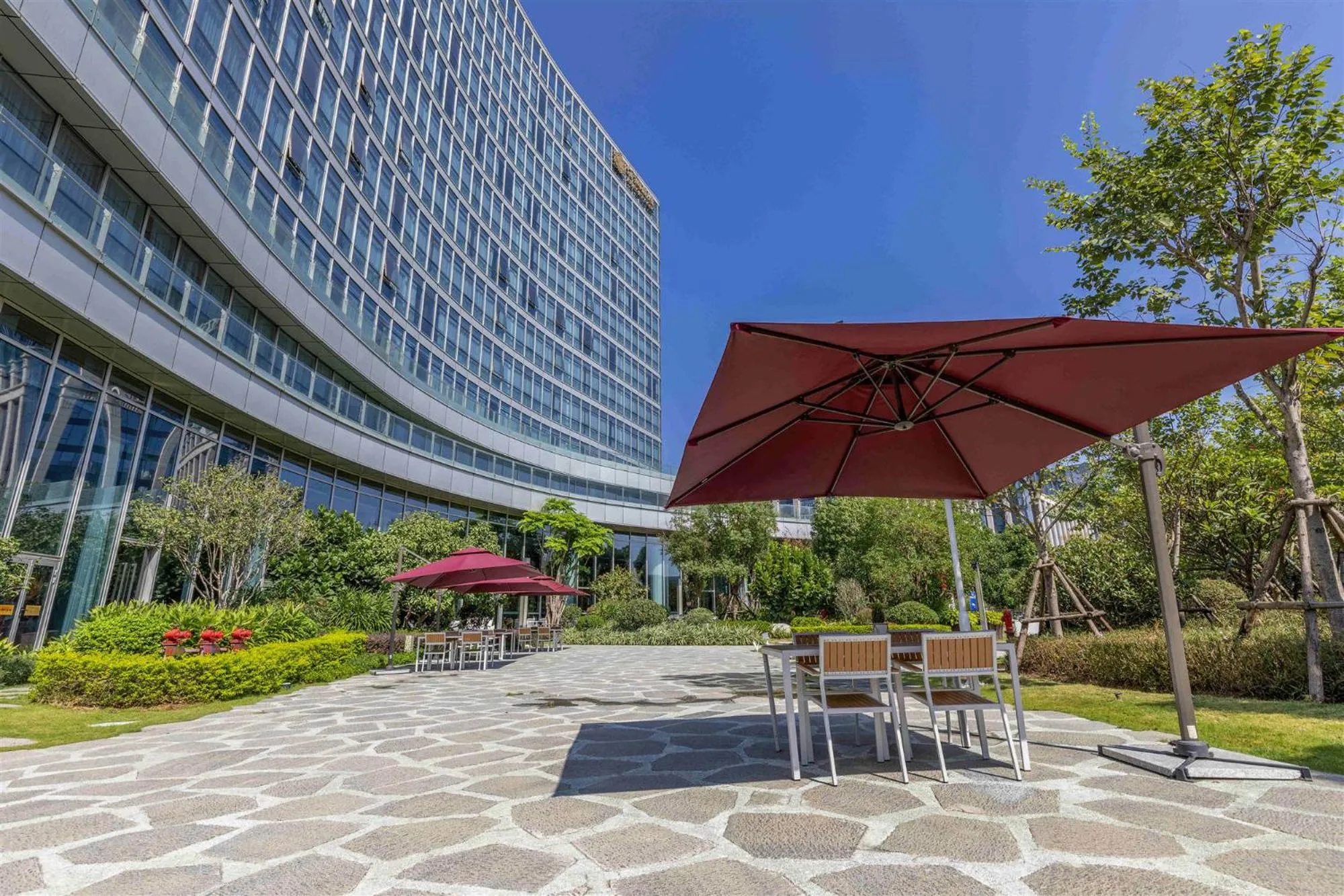 Garden in Hisilk Artwork Center Fliport Coso Hotel