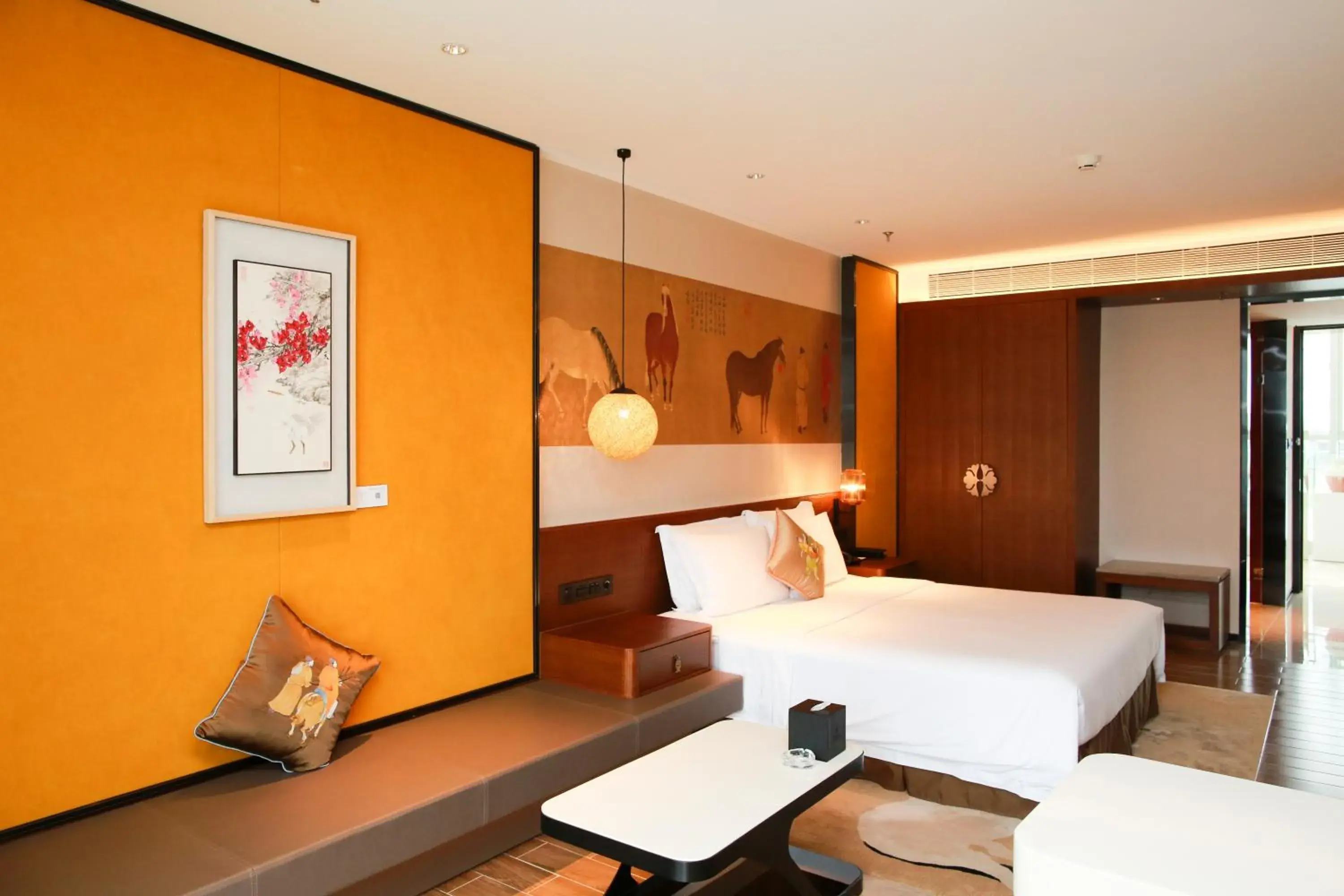Bedroom, Bed in Hisilk Artwork Center Fliport Coso Hotel Bedroom, Bed in Hisilk Artwork Center Fliport Coso Hotel