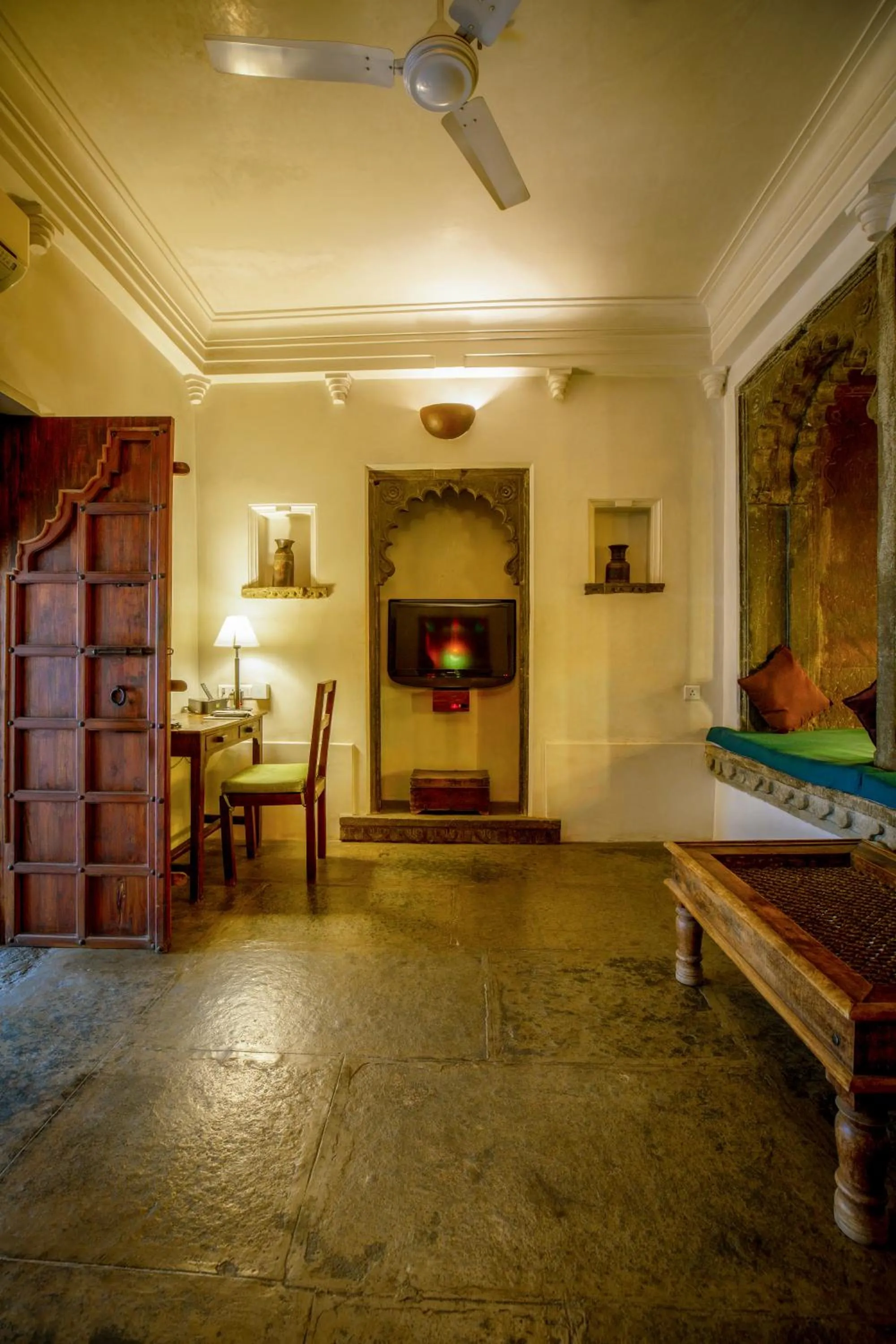 Living room in Madri Haveli