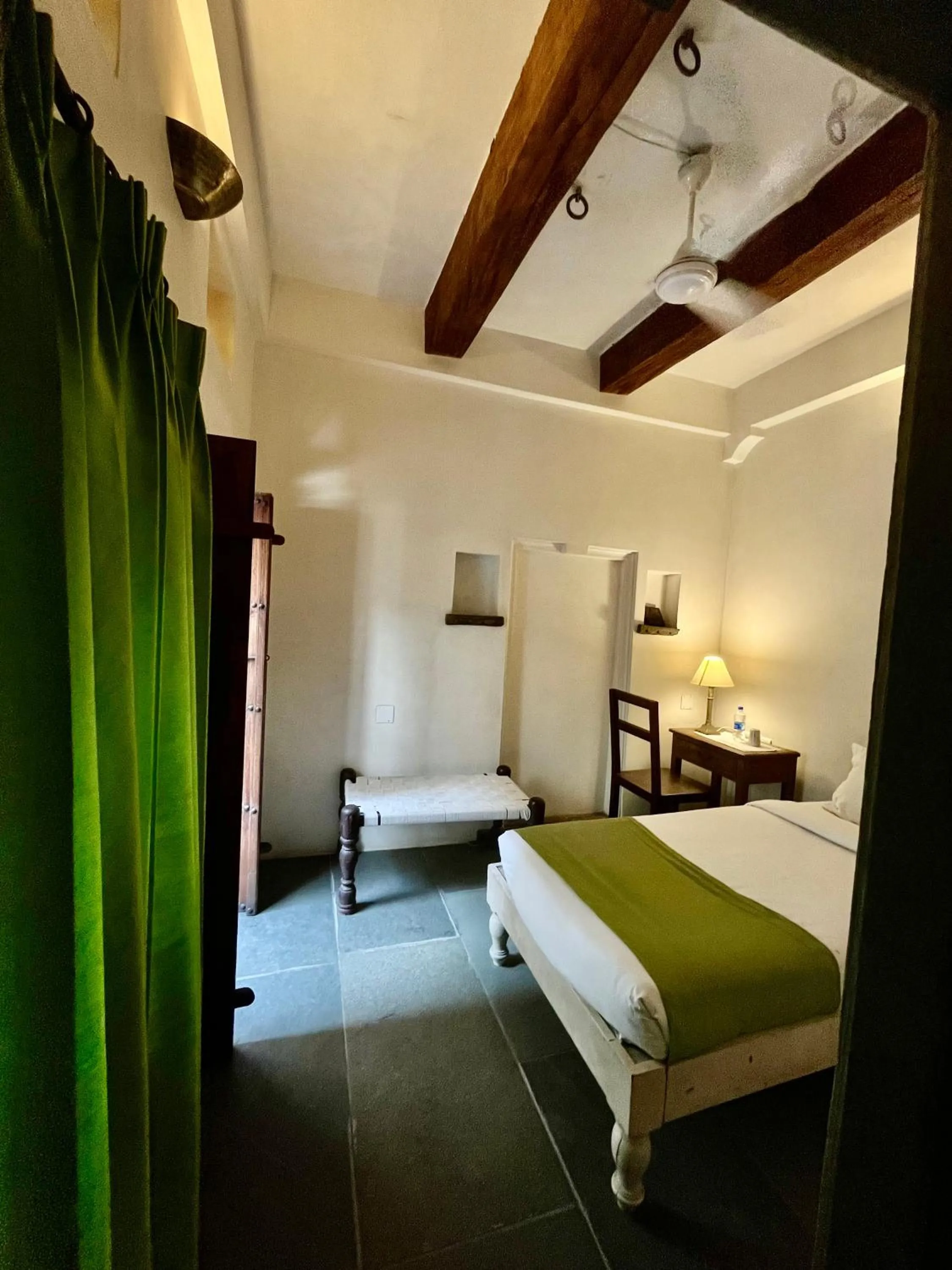 Bed in Madri Haveli