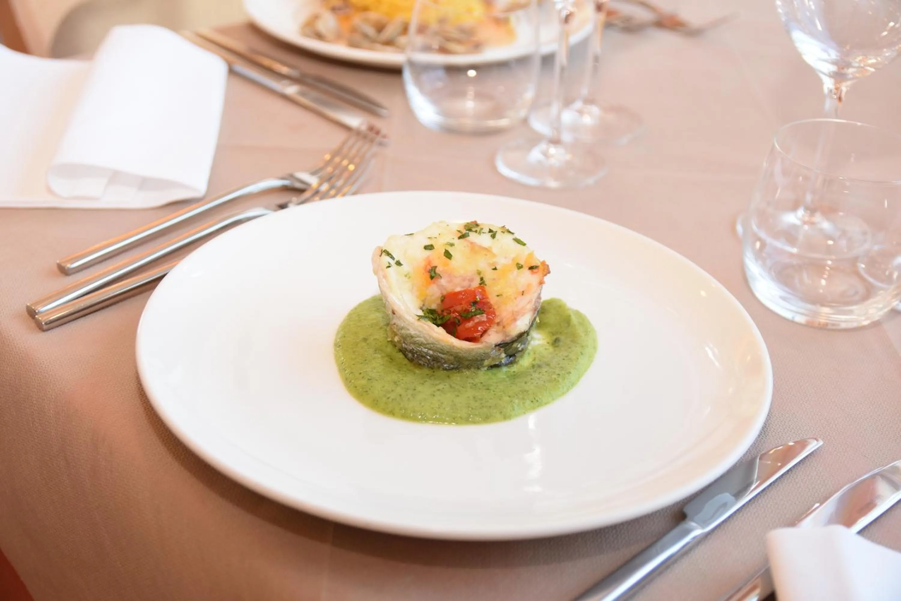 Food and drinks in Hotel Excelsior