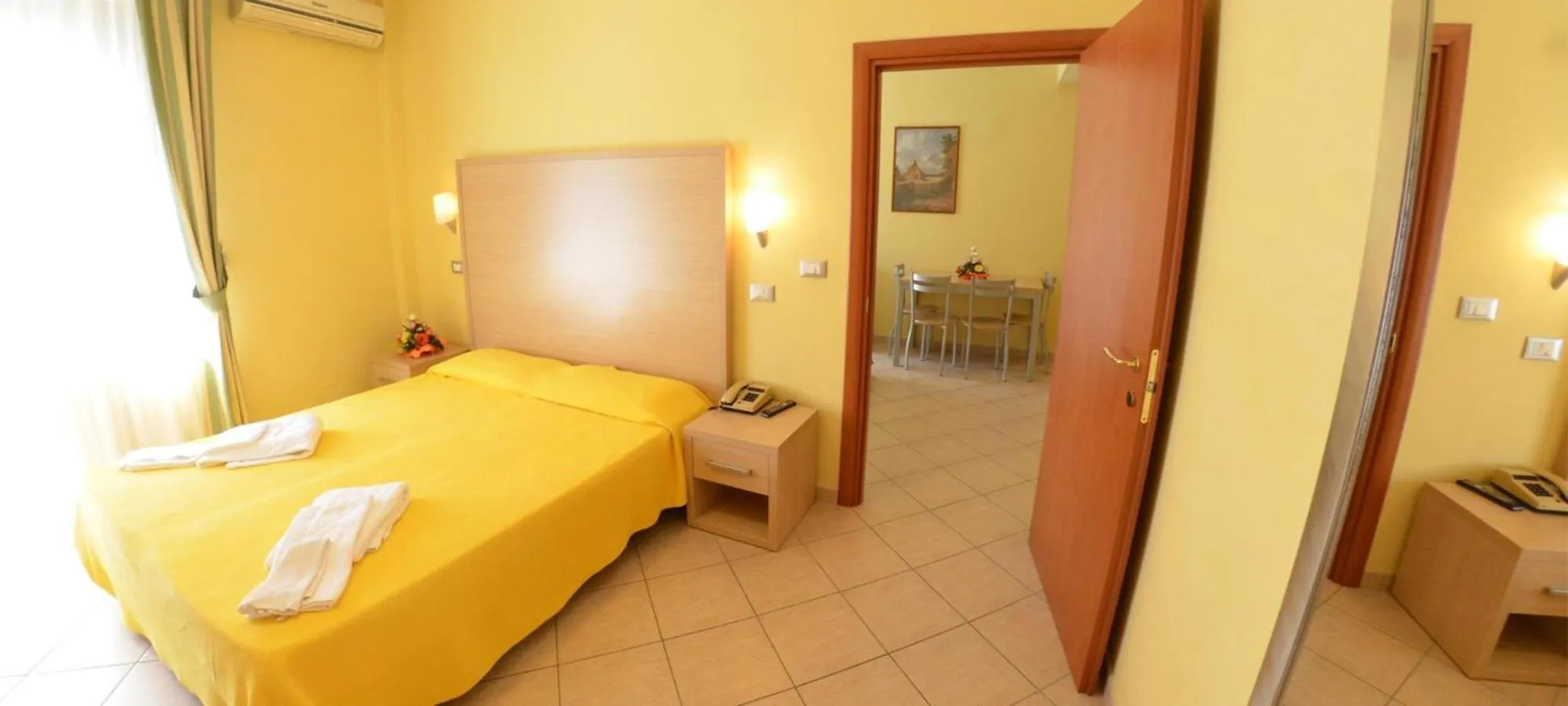 Bed in Hotel Excelsior