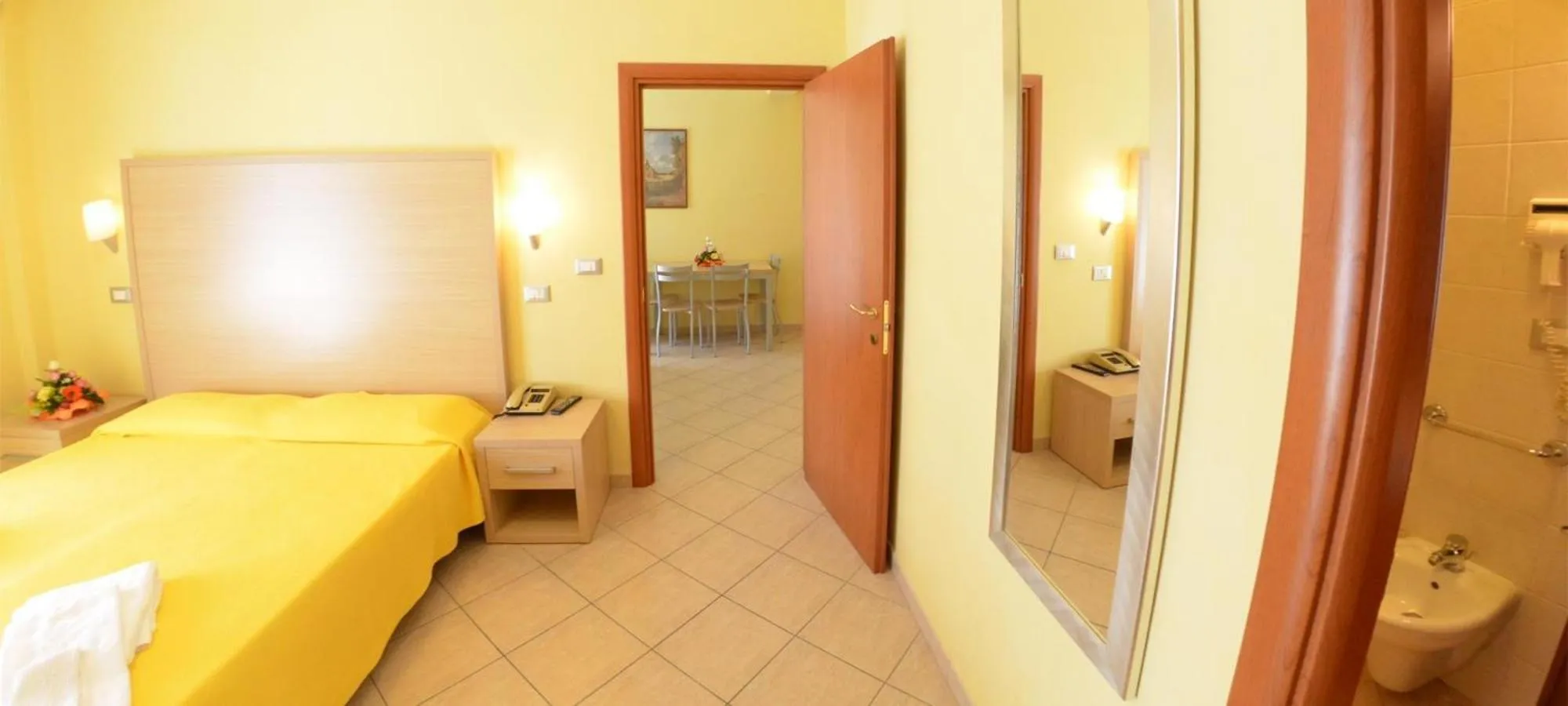 Bed in Hotel Excelsior