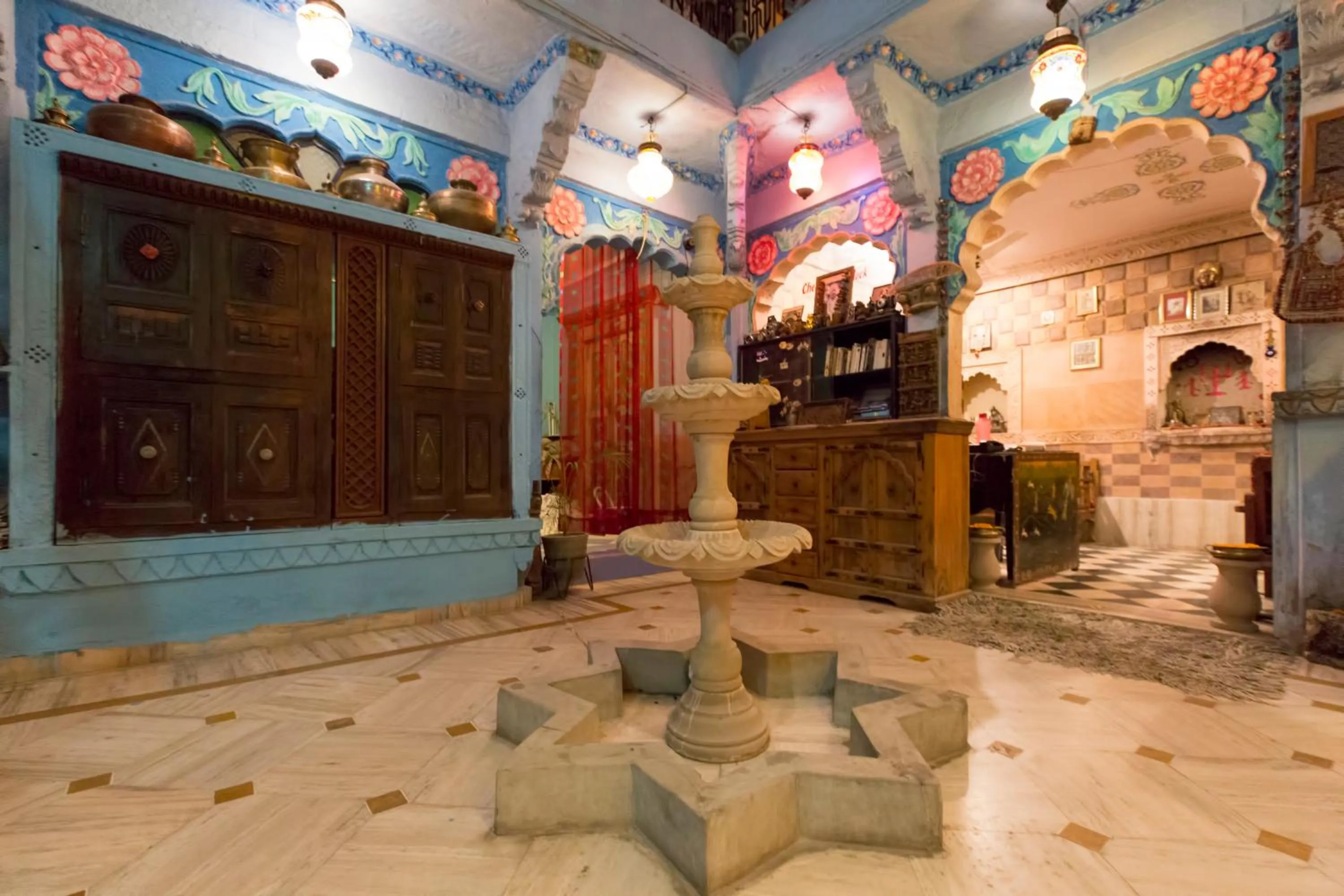 Decorative detail in Yogis Guest House