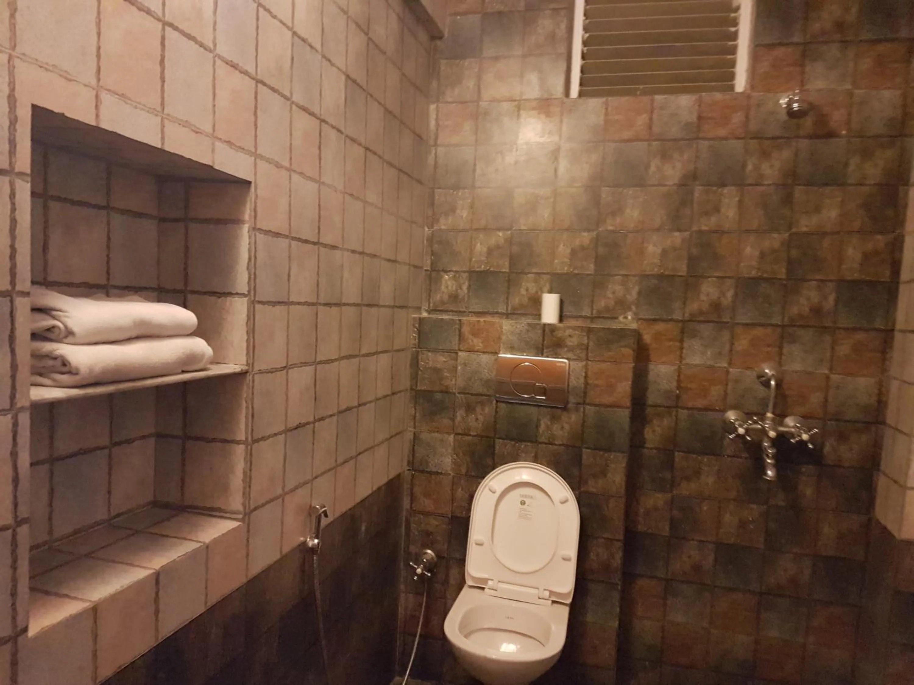 Bathroom in Yogis Guest House