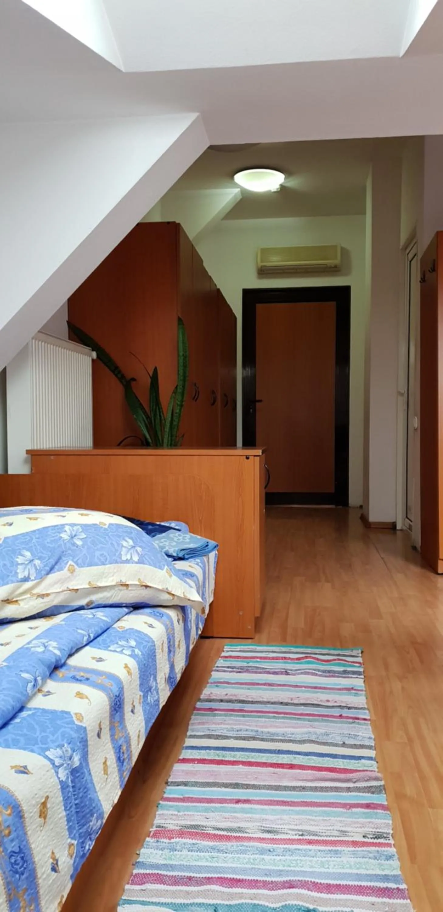 Bed in Kollege Hostel
