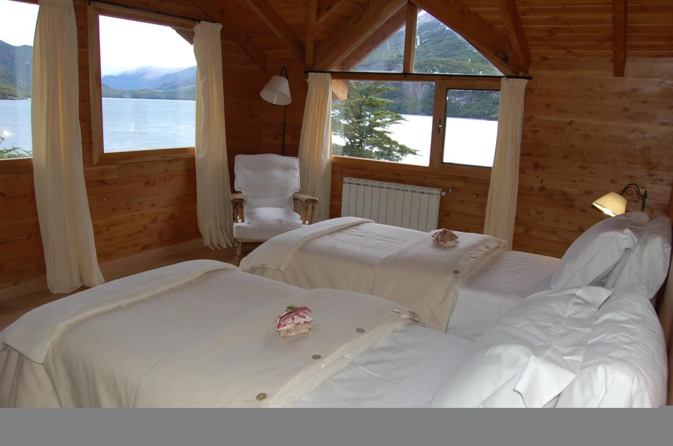 Bedroom, Bed in Aguas Arriba Lodge