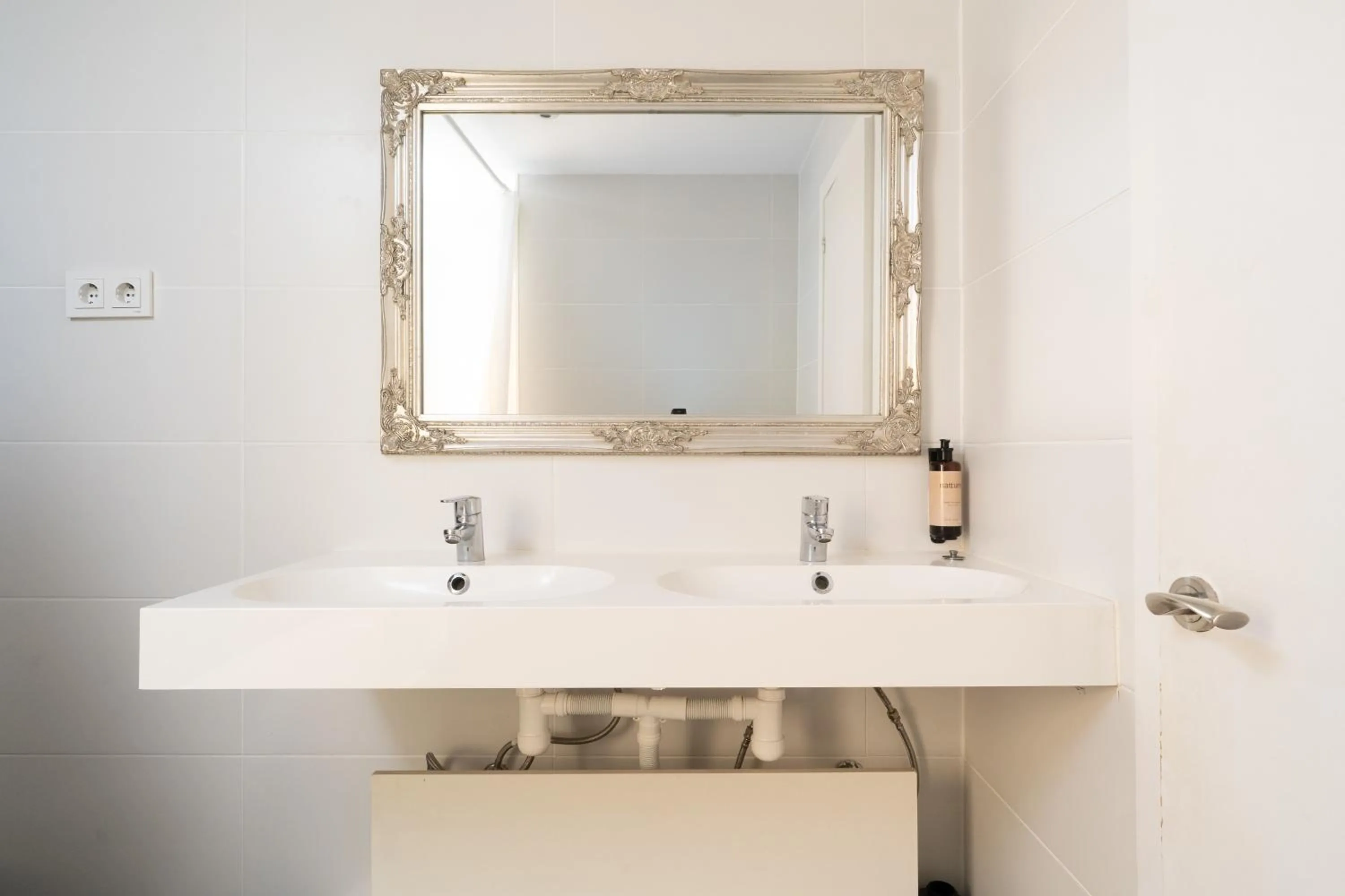 Bathroom in TSA Gran Via