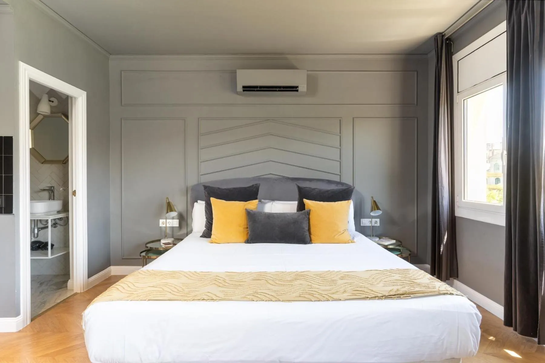 Bedroom, Bed in TSA Gran Via