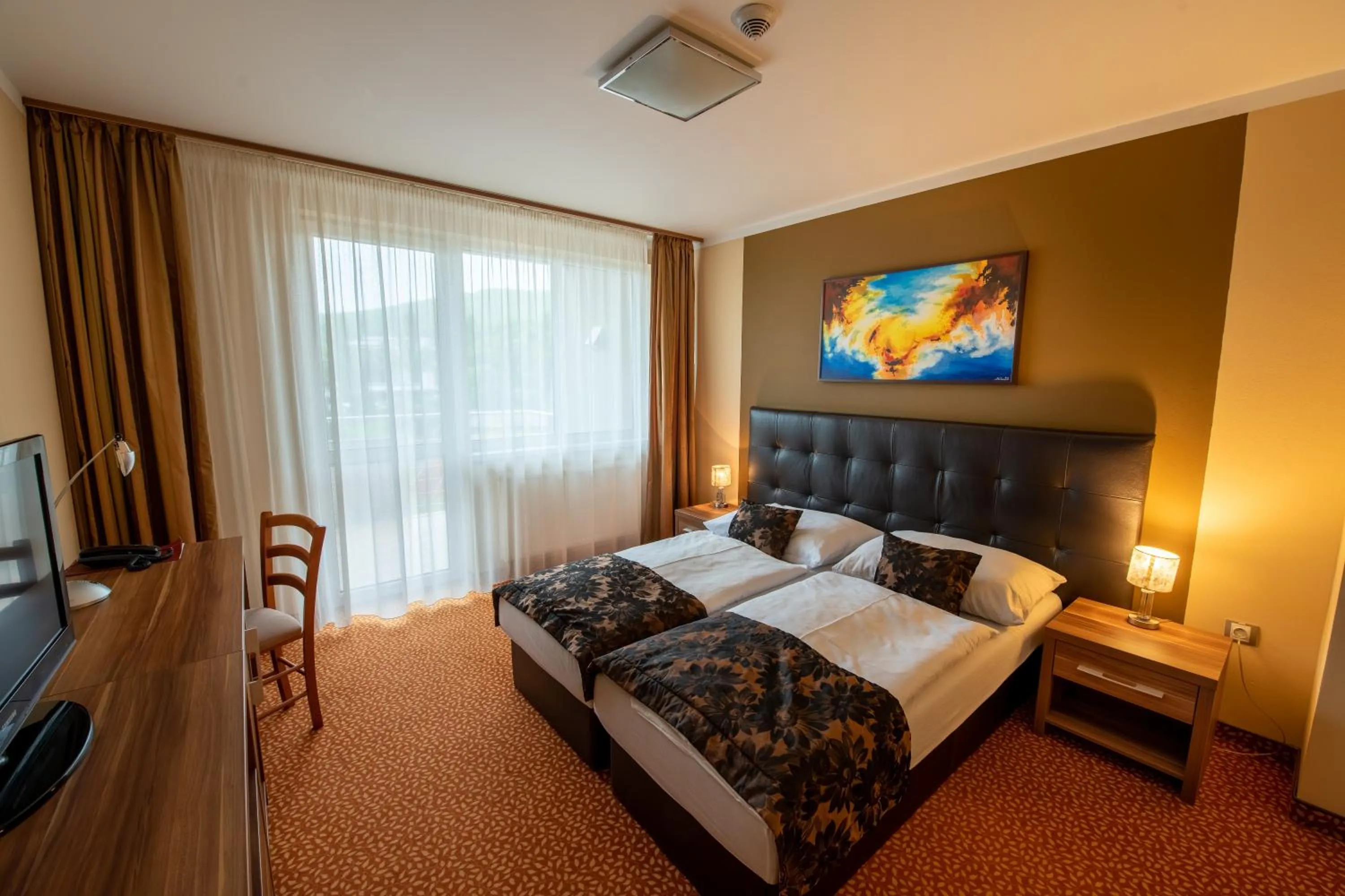 Restaurant/places to eat, Bed in Hotel Glamour