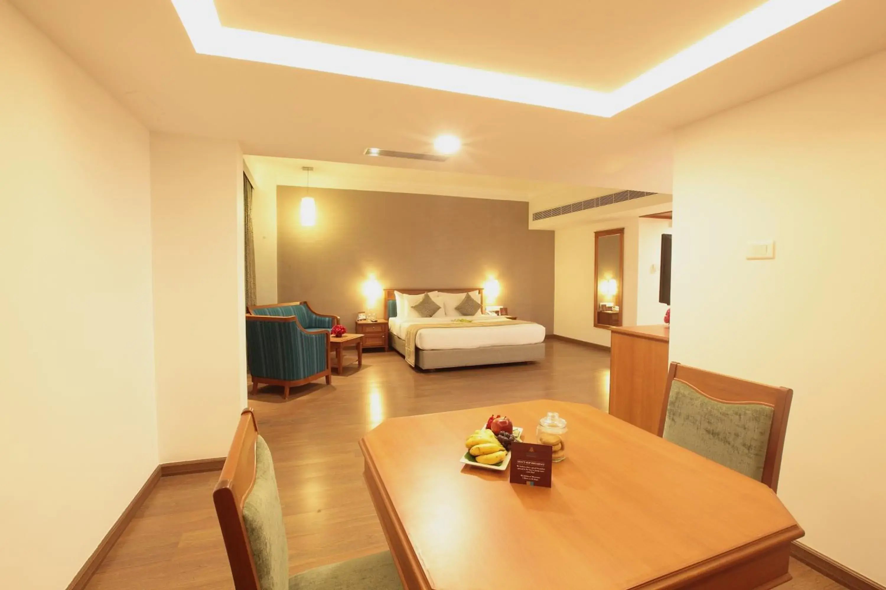 Bed in Monsoon Empress Kochi Bed in Monsoon Empress Kochi