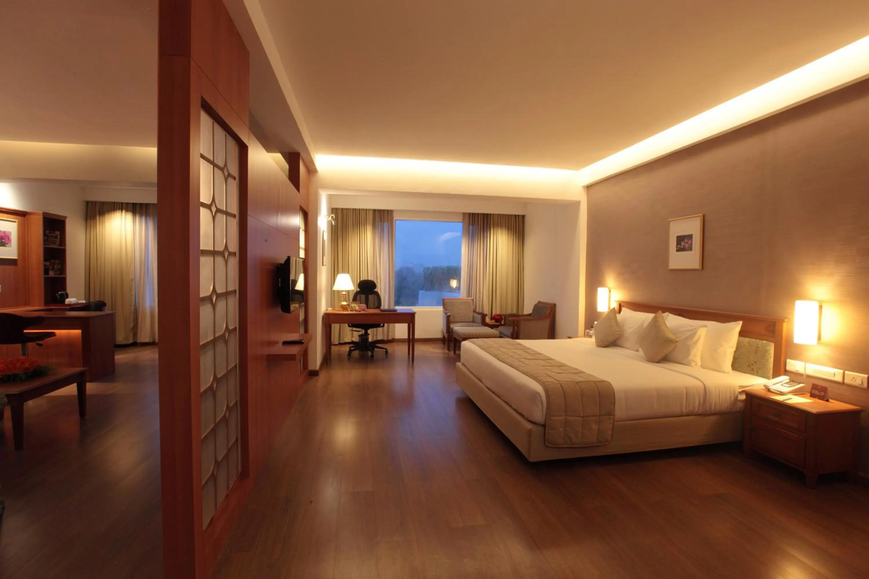 Bed in Monsoon Empress Kochi