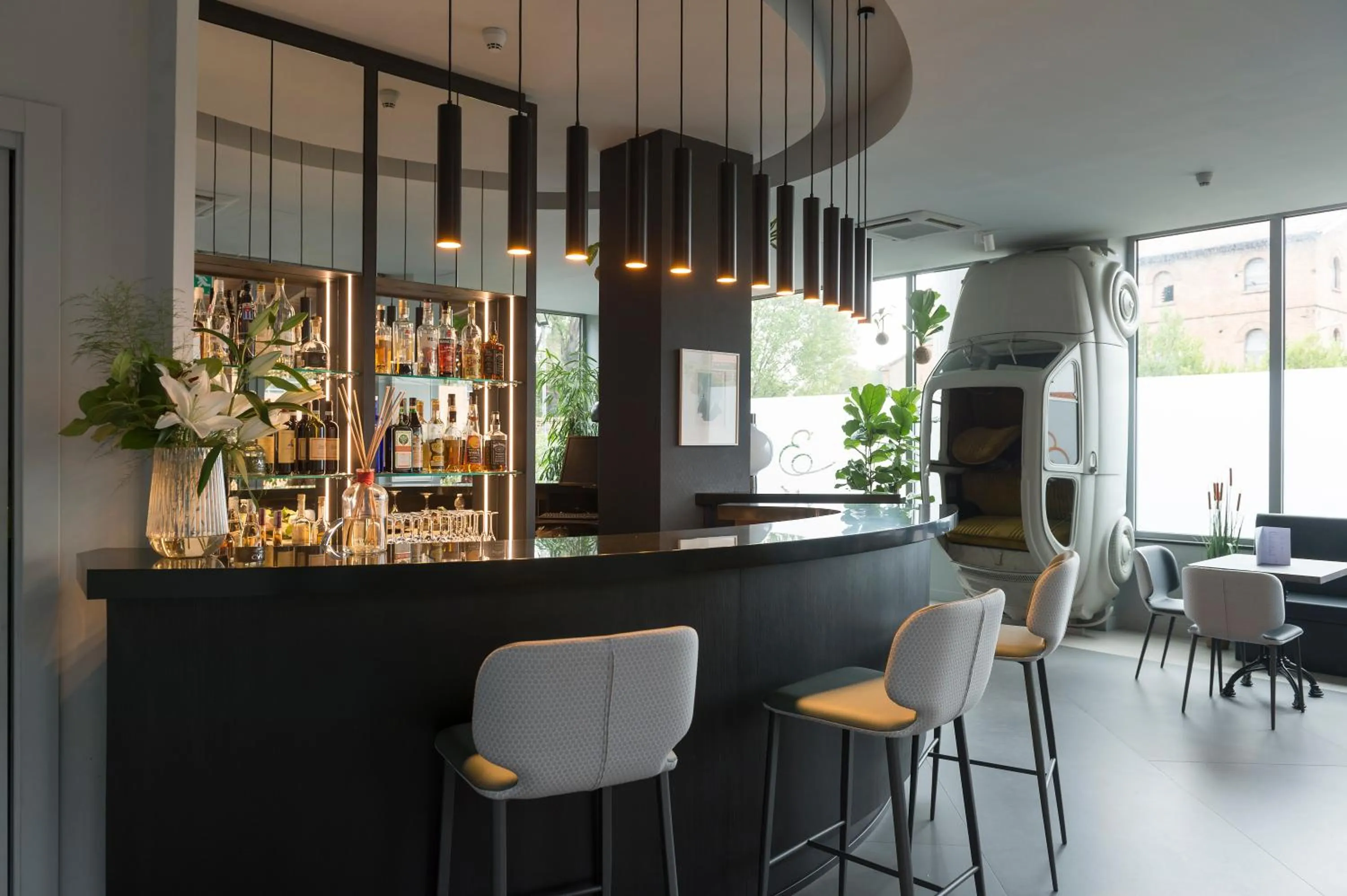 Lounge or bar in Elizabeth Lifestyle Hotel