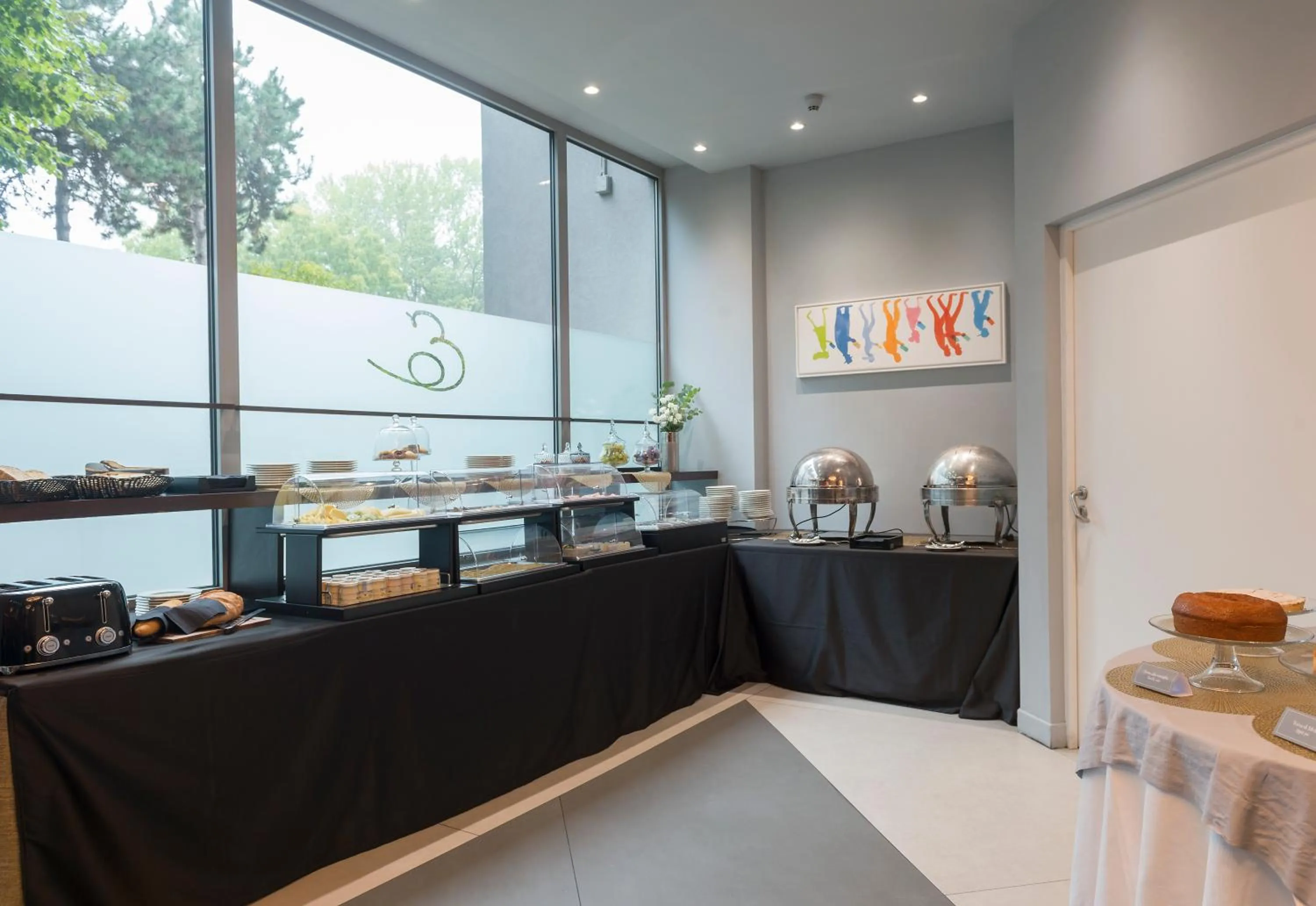 Food and drinks in Elizabeth Lifestyle Hotel