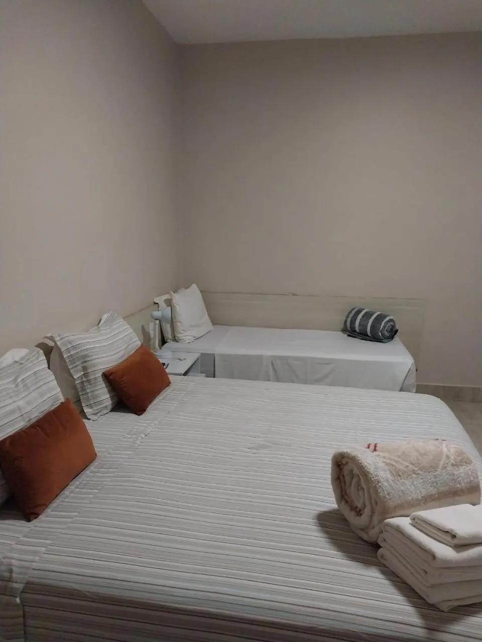 Bed in Leme Plaza Hotel