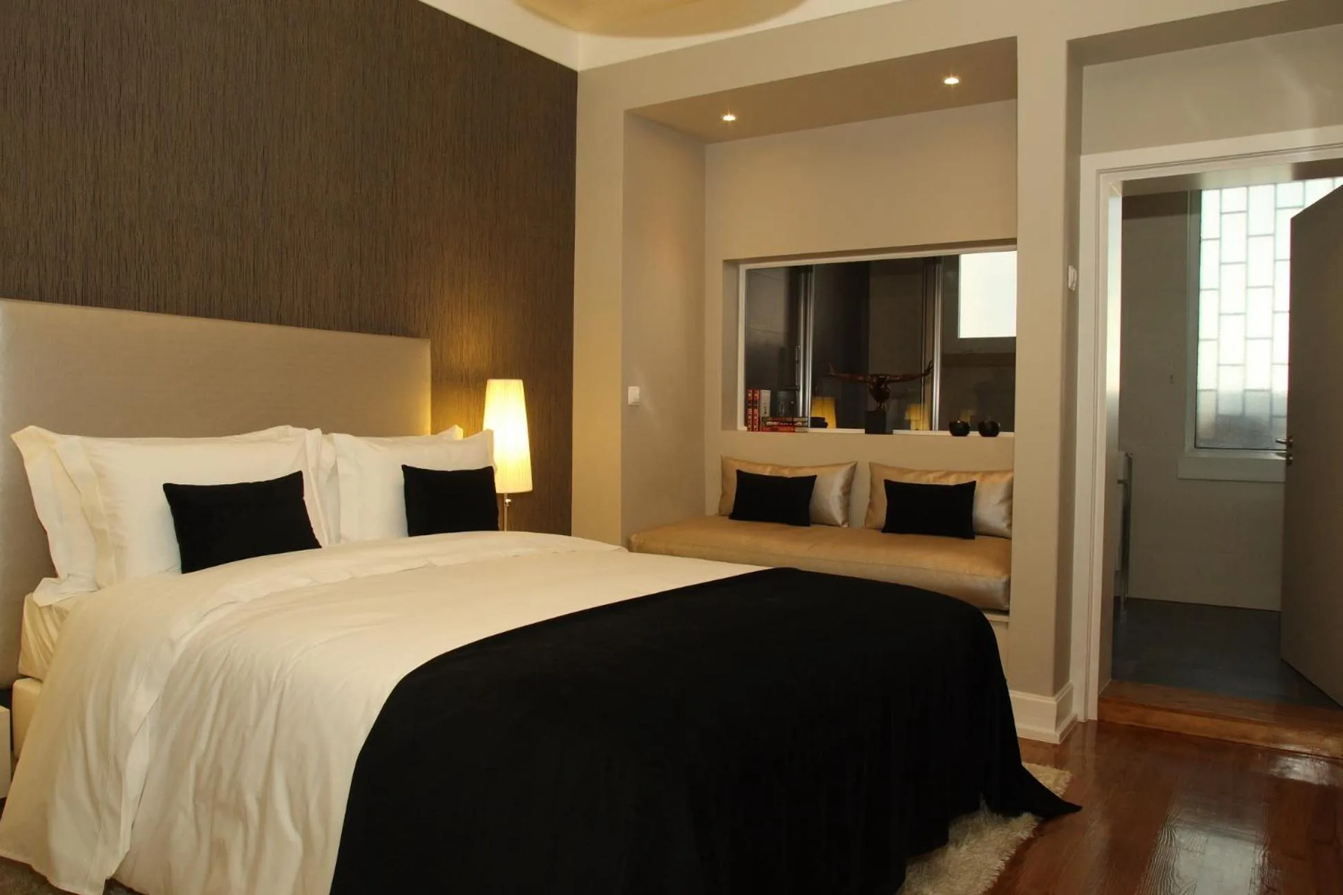 Bedroom, Bed in Castilho House