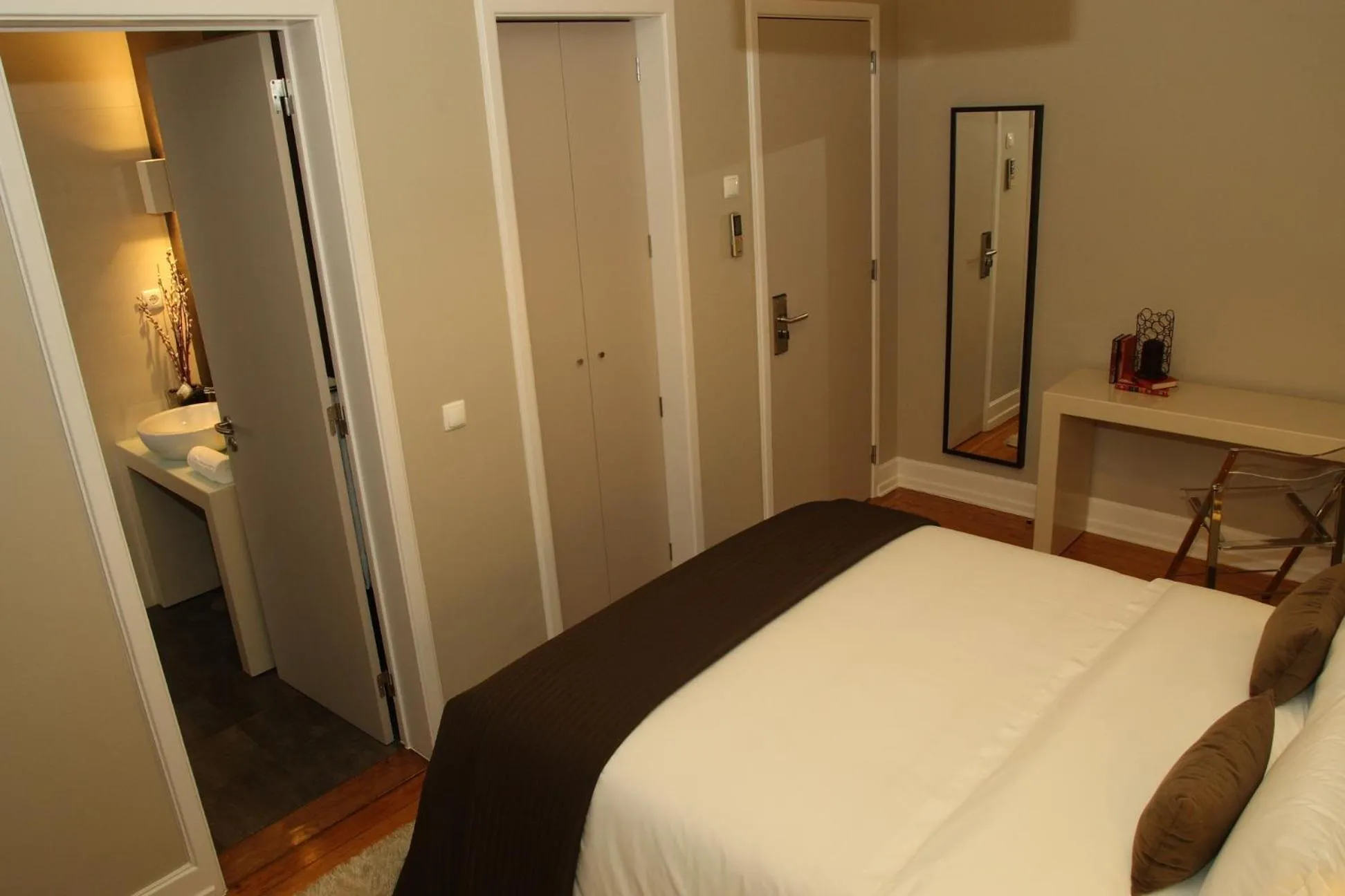 Bedroom, Bed in Castilho House