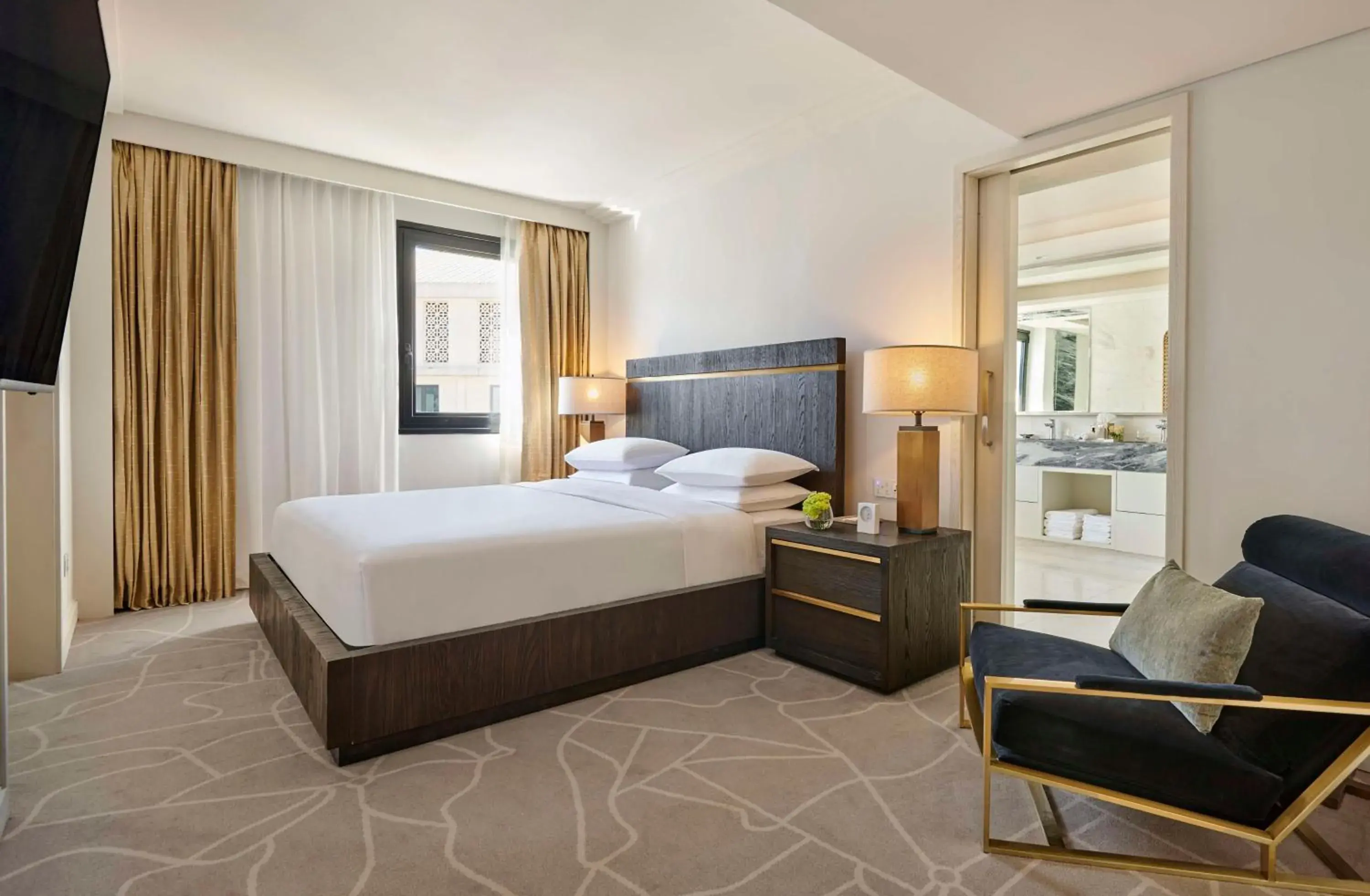 Photo of the whole room, Bed in Hyatt Regency Addis Ababa Photo of the whole room, Bed in Hyatt Regency Addis Ababa