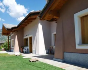 Property building in Au Petit Chevrot