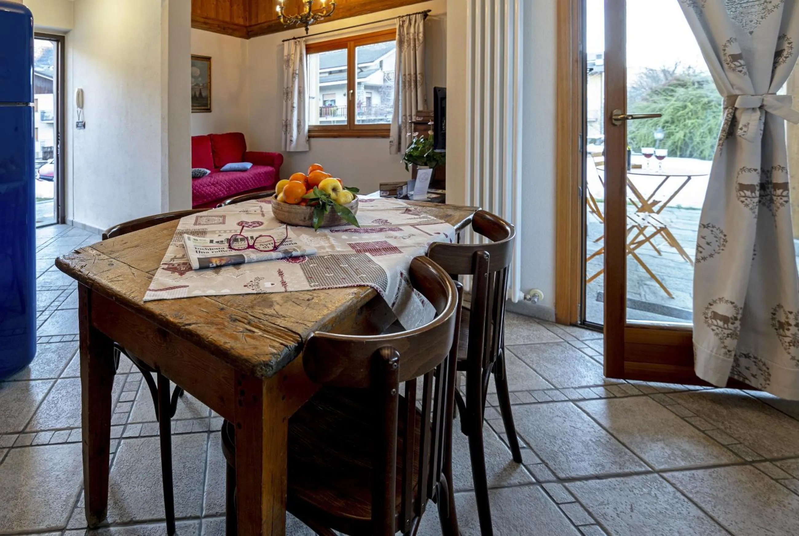 Area and facilities in Au Petit Chevrot