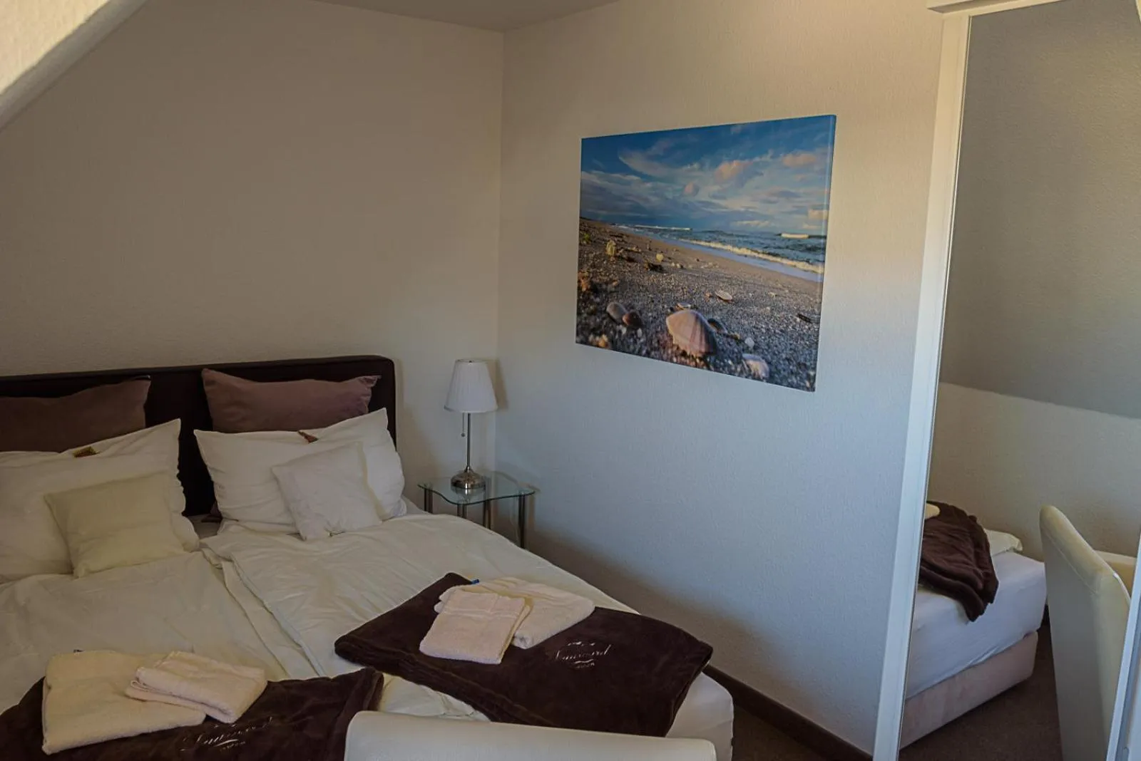 Bed in Pension Luuward 3 Sterne superior Hotel