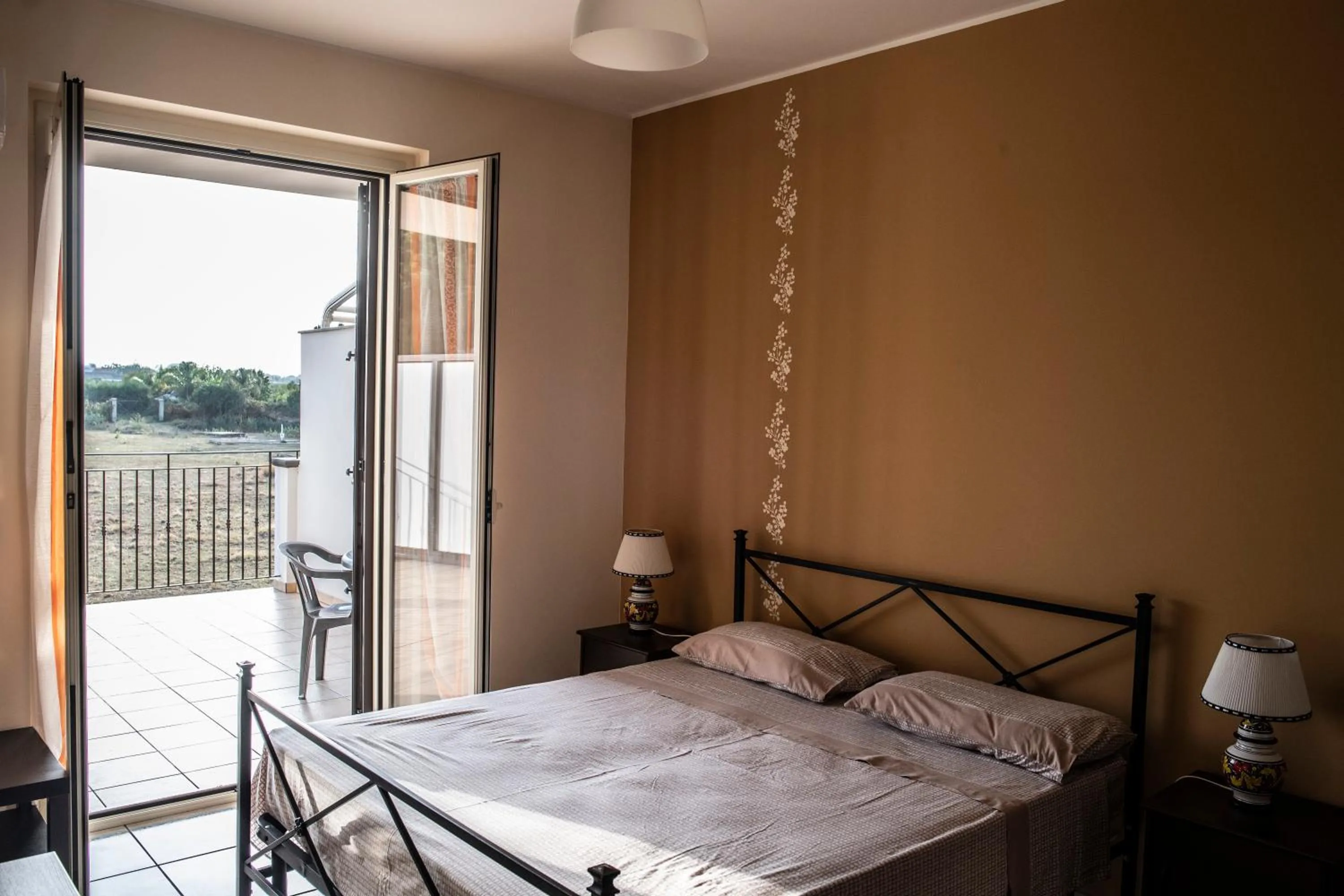Photo of the whole room, Bed in B&B Caravello
