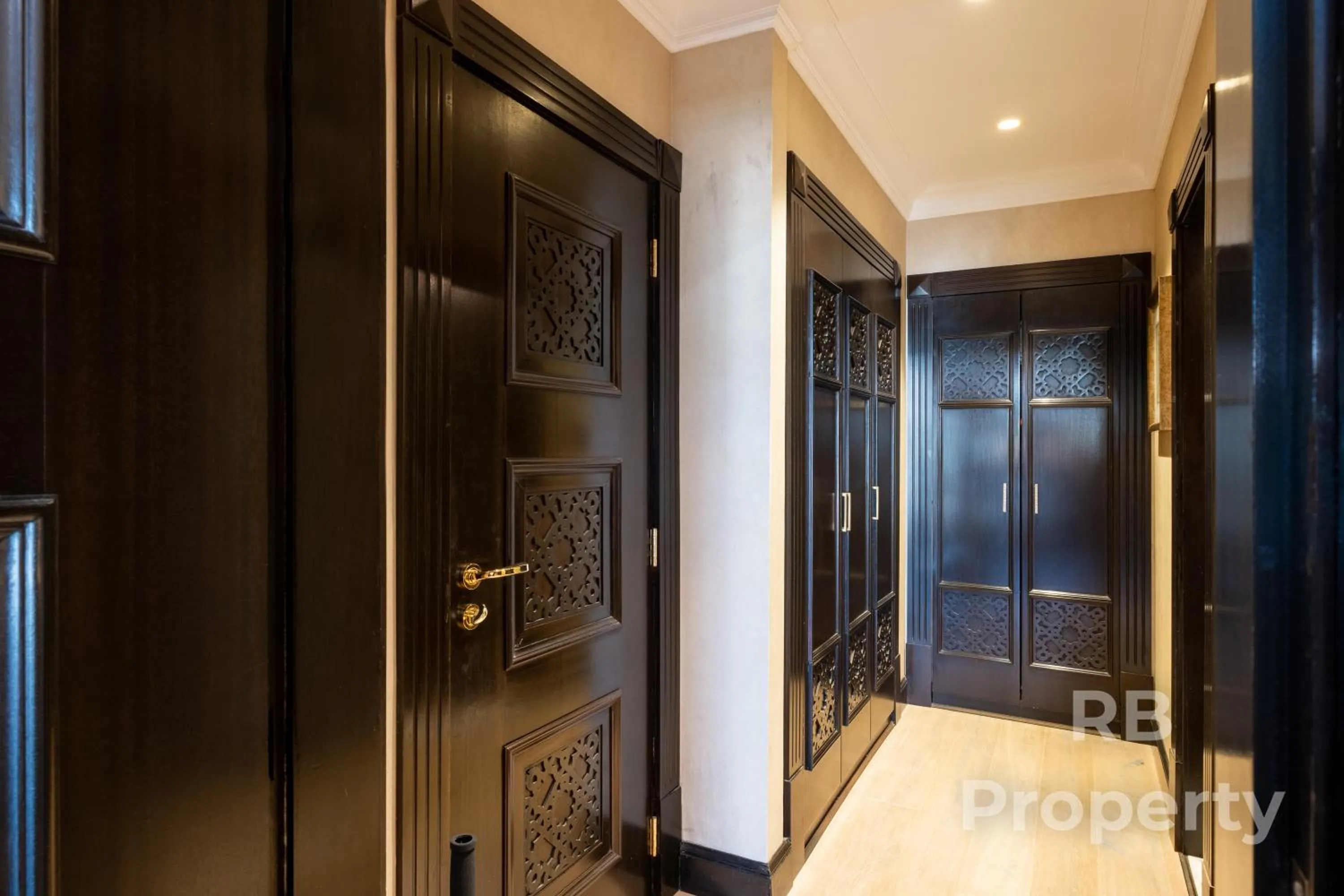 wardrobe in Zabeel Saray Royal Residences Lagoon Villa