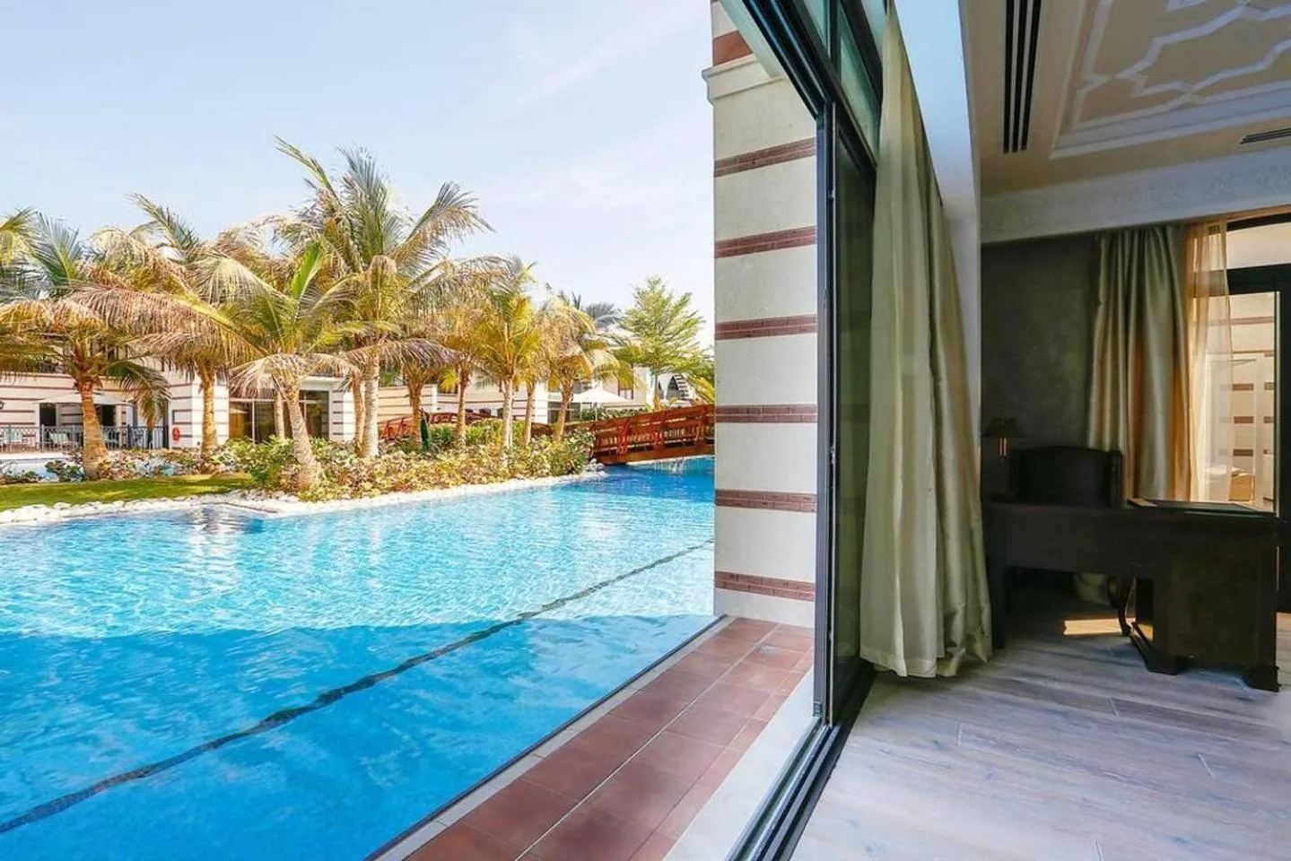 Pool view in Zabeel Saray Royal Residences Lagoon Villa