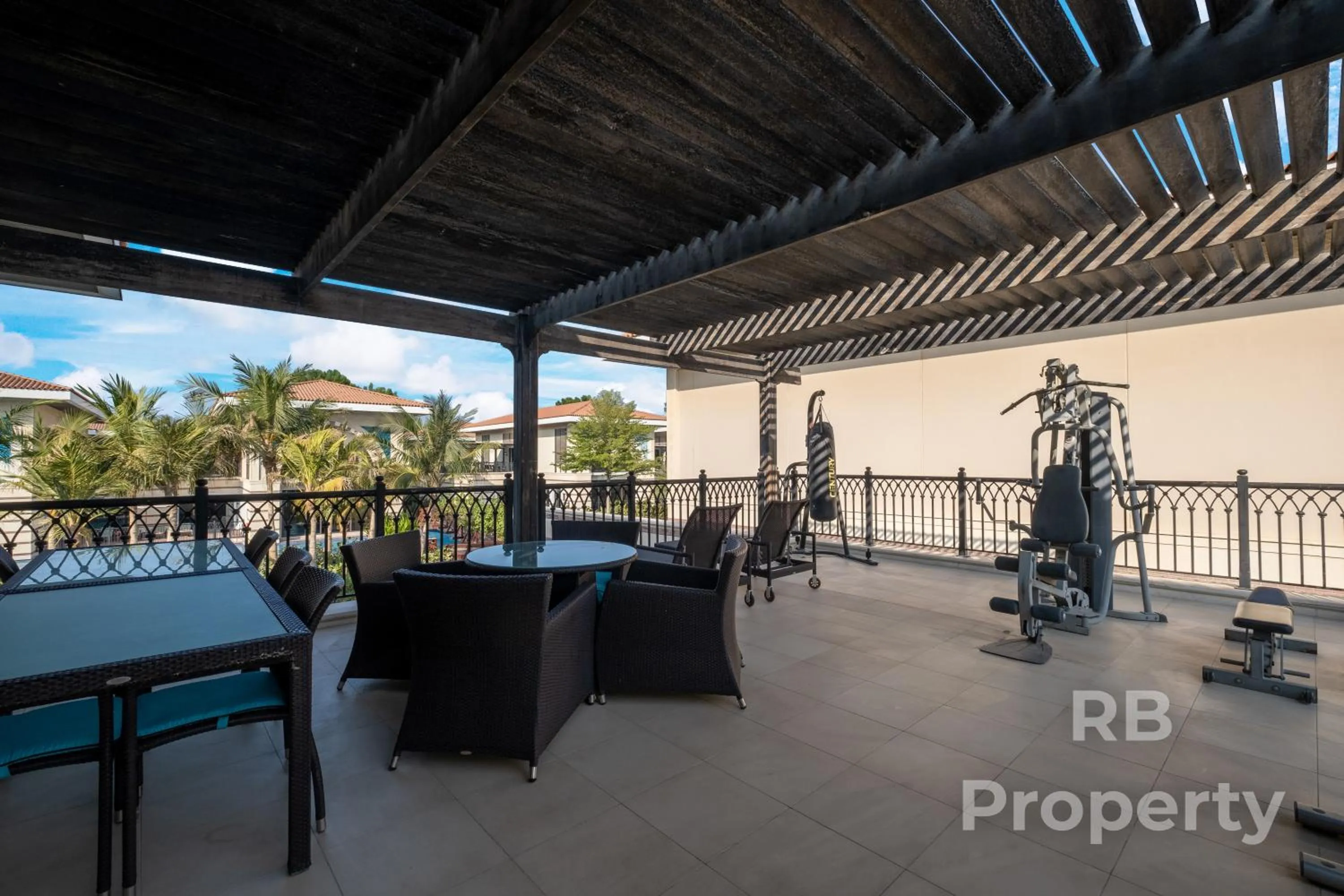 Patio in Zabeel Saray Royal Residences Lagoon Villa