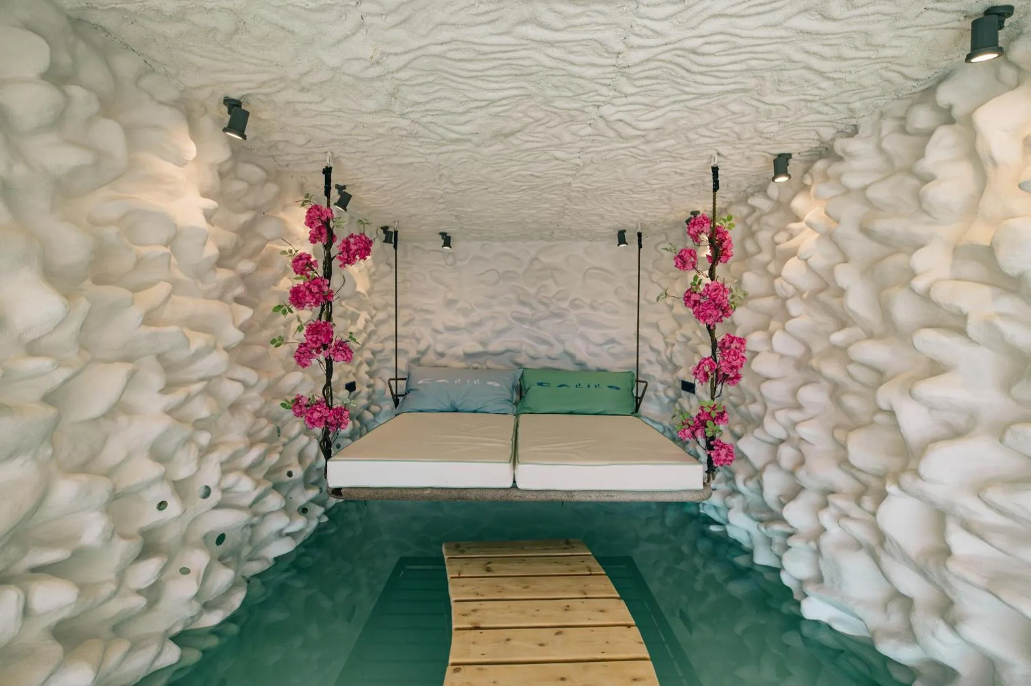 Area and facilities, Bed in Calilo