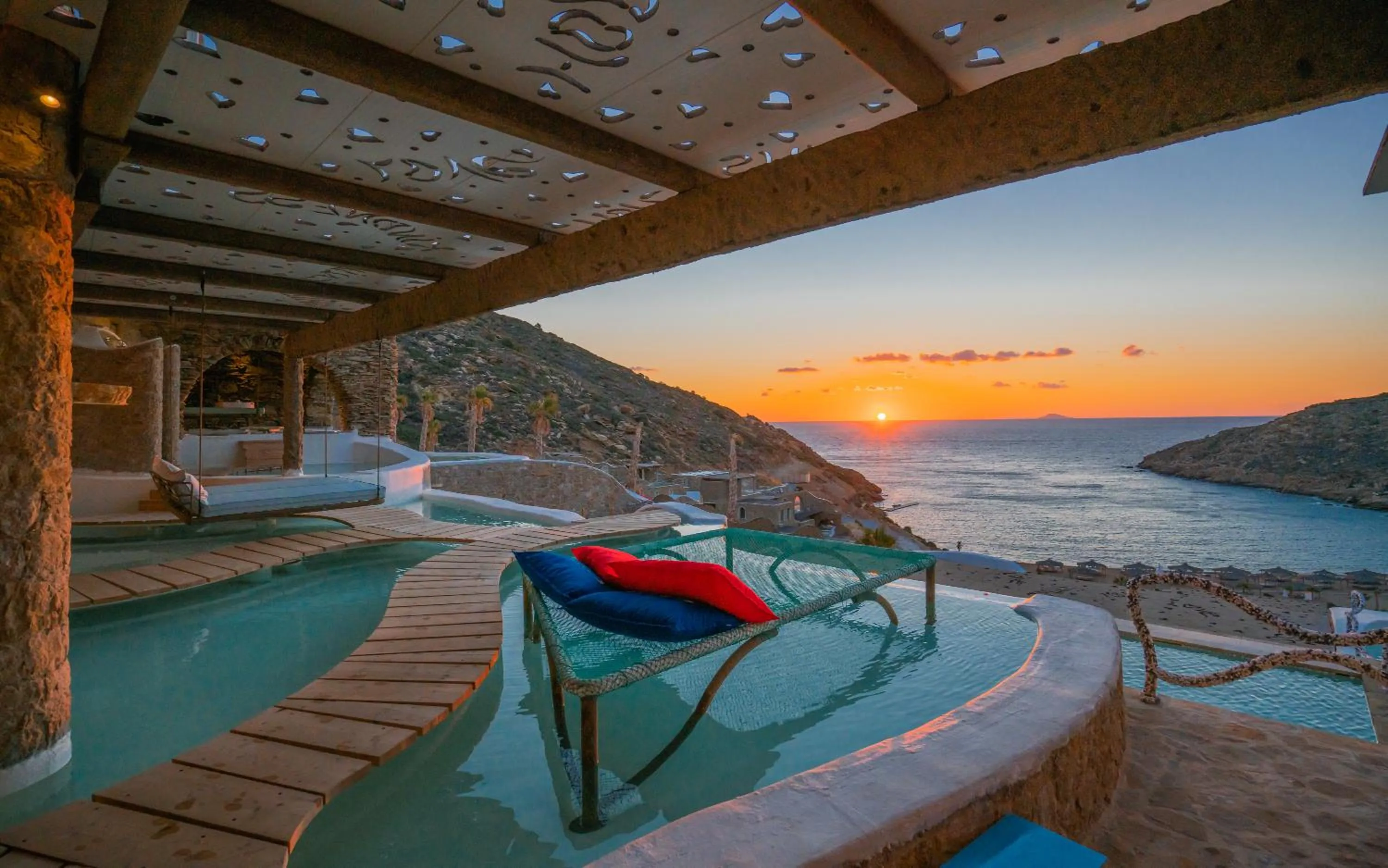 View (from property/room) in Calilo