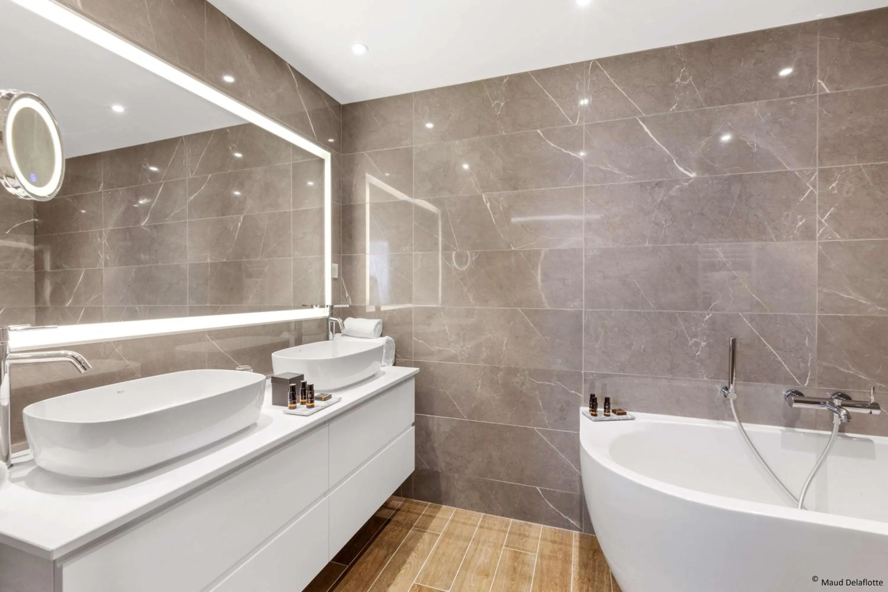 Bathroom in Aiden by Best Western T'aim Hotel & SPA