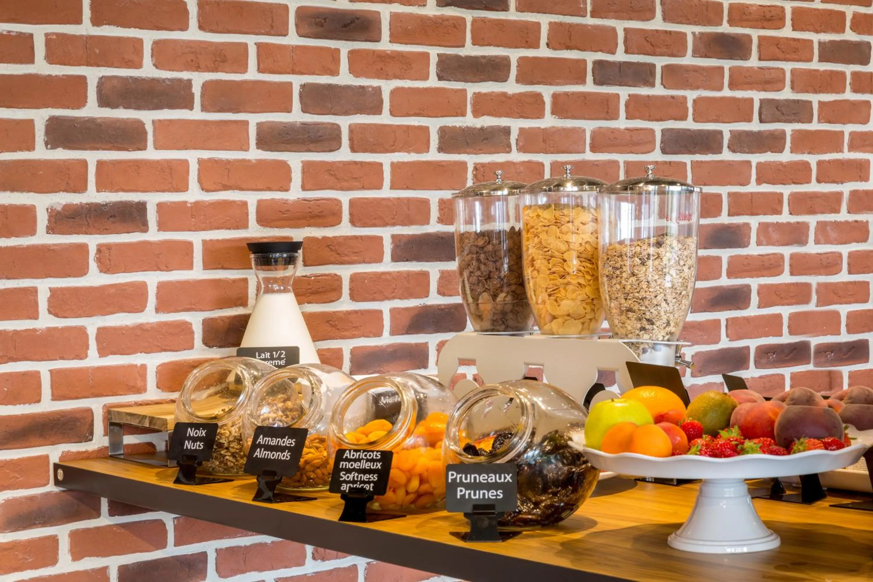 Breakfast in Aiden by Best Western T'aim Hotel & SPA