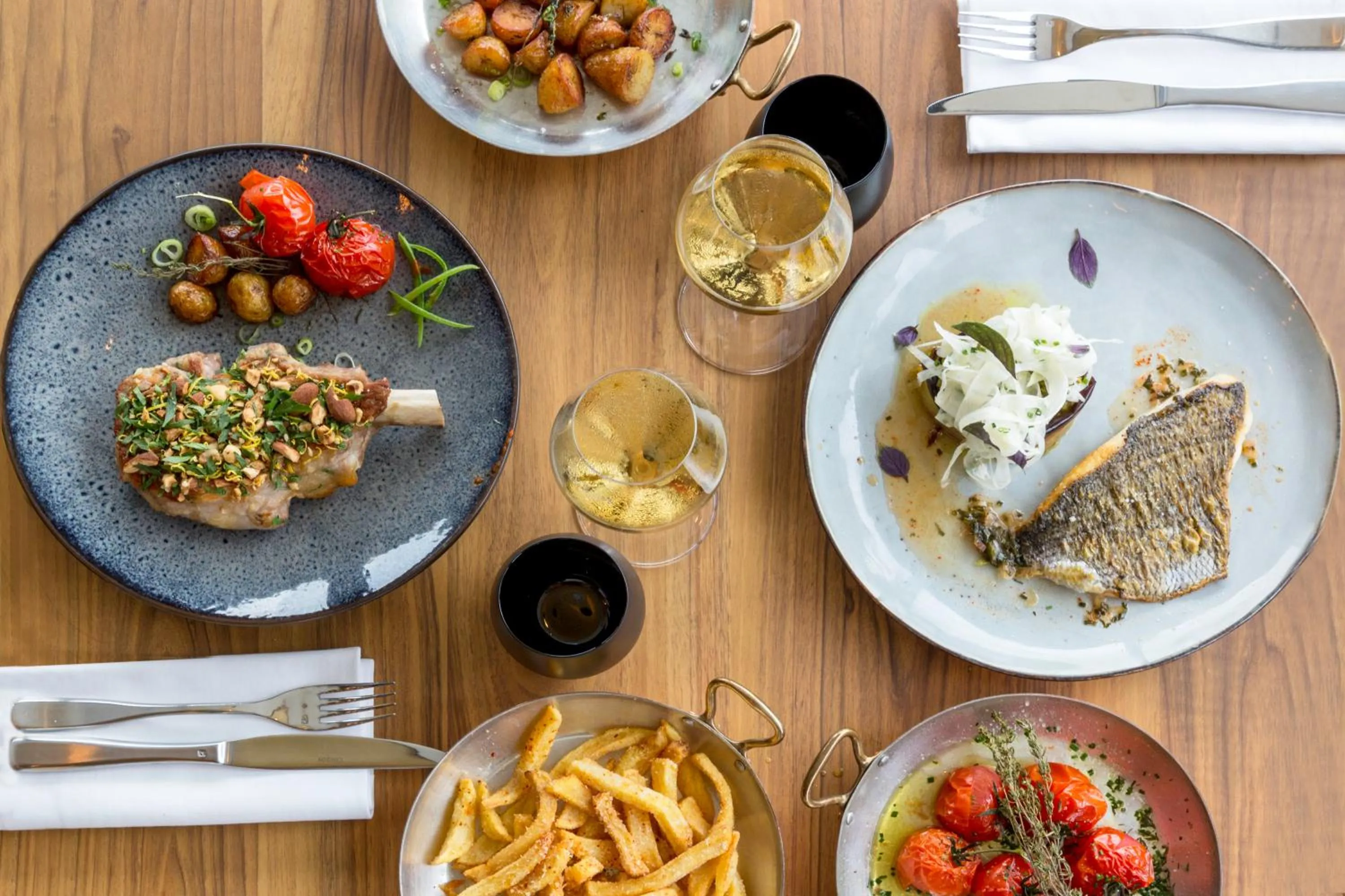 Food and drinks in Aiden by Best Western T'aim Hotel & SPA