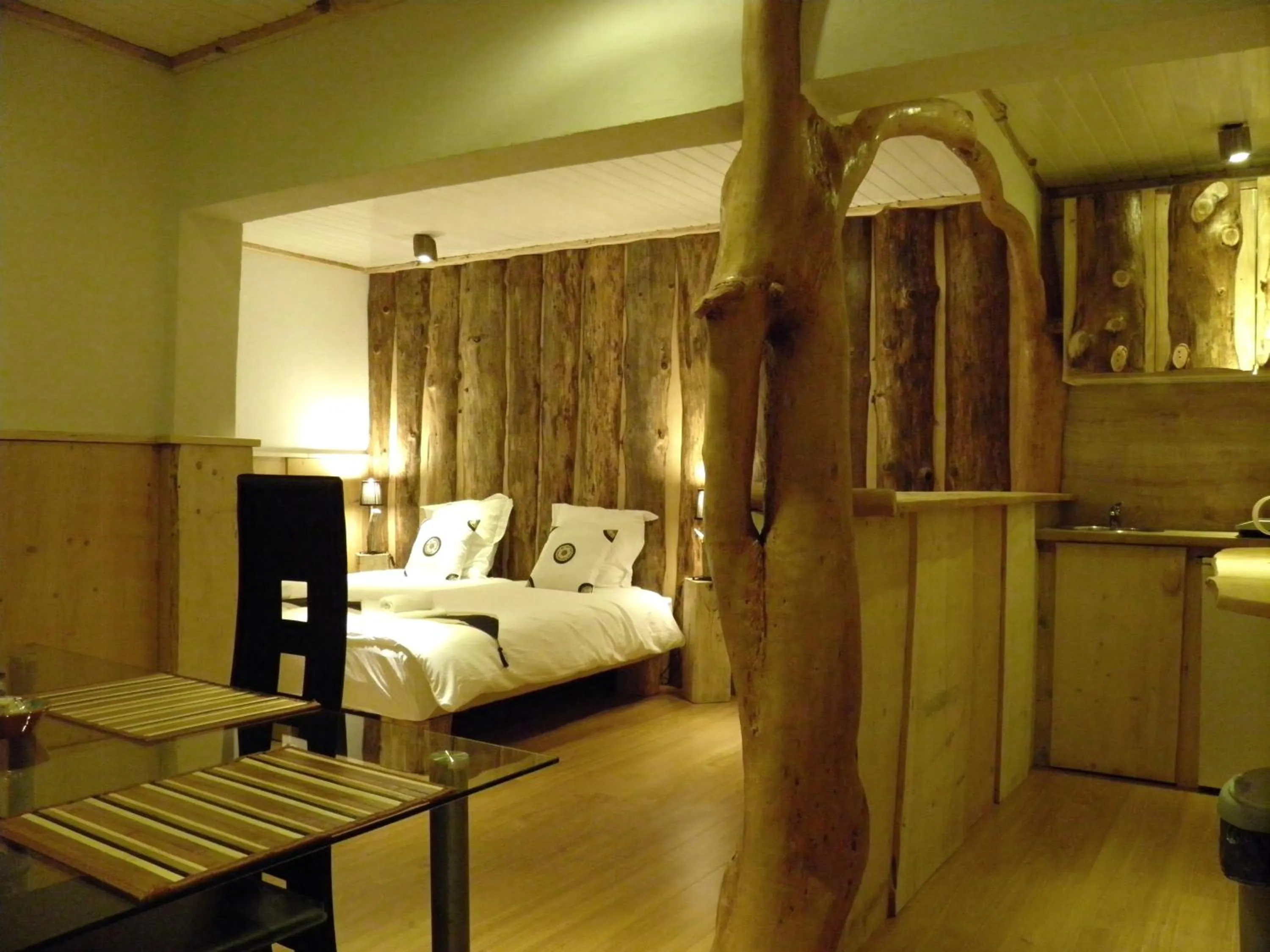 Bathroom, Bed in Pyrenées Emotions, Eco-responsables, Nature, Sports Aventures
