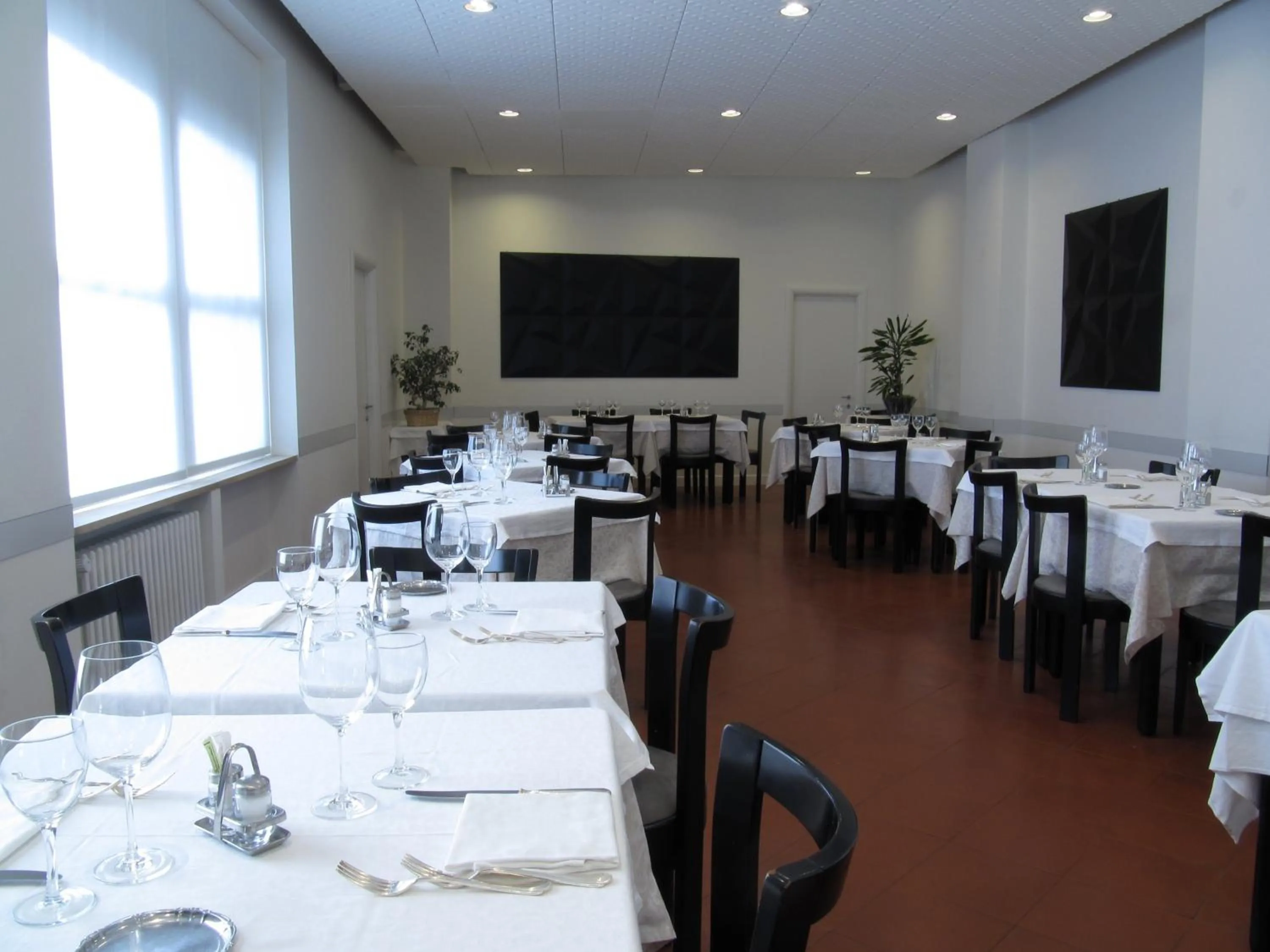 Restaurant/places to eat in Albergo Sole