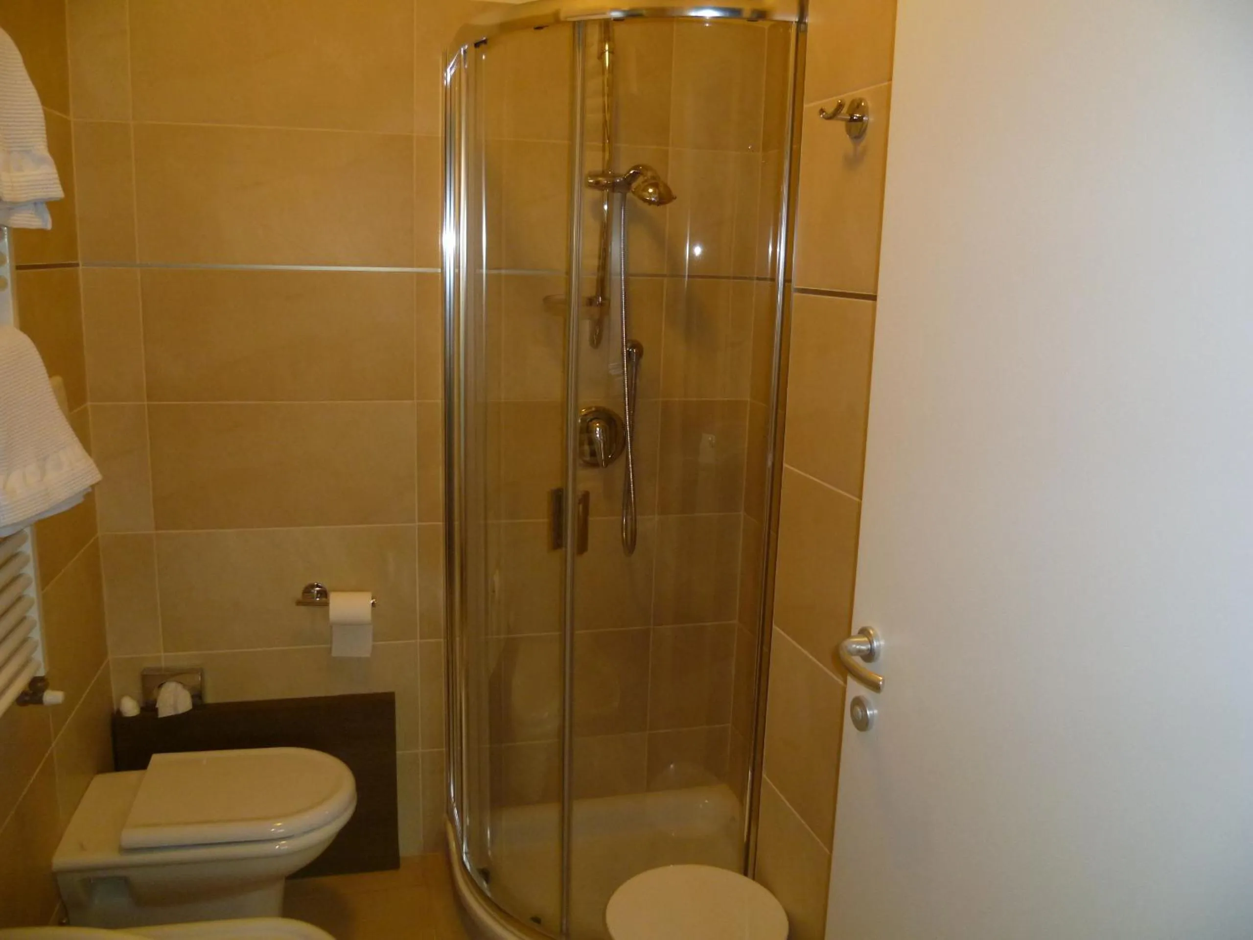 Bathroom in Albergo Sole