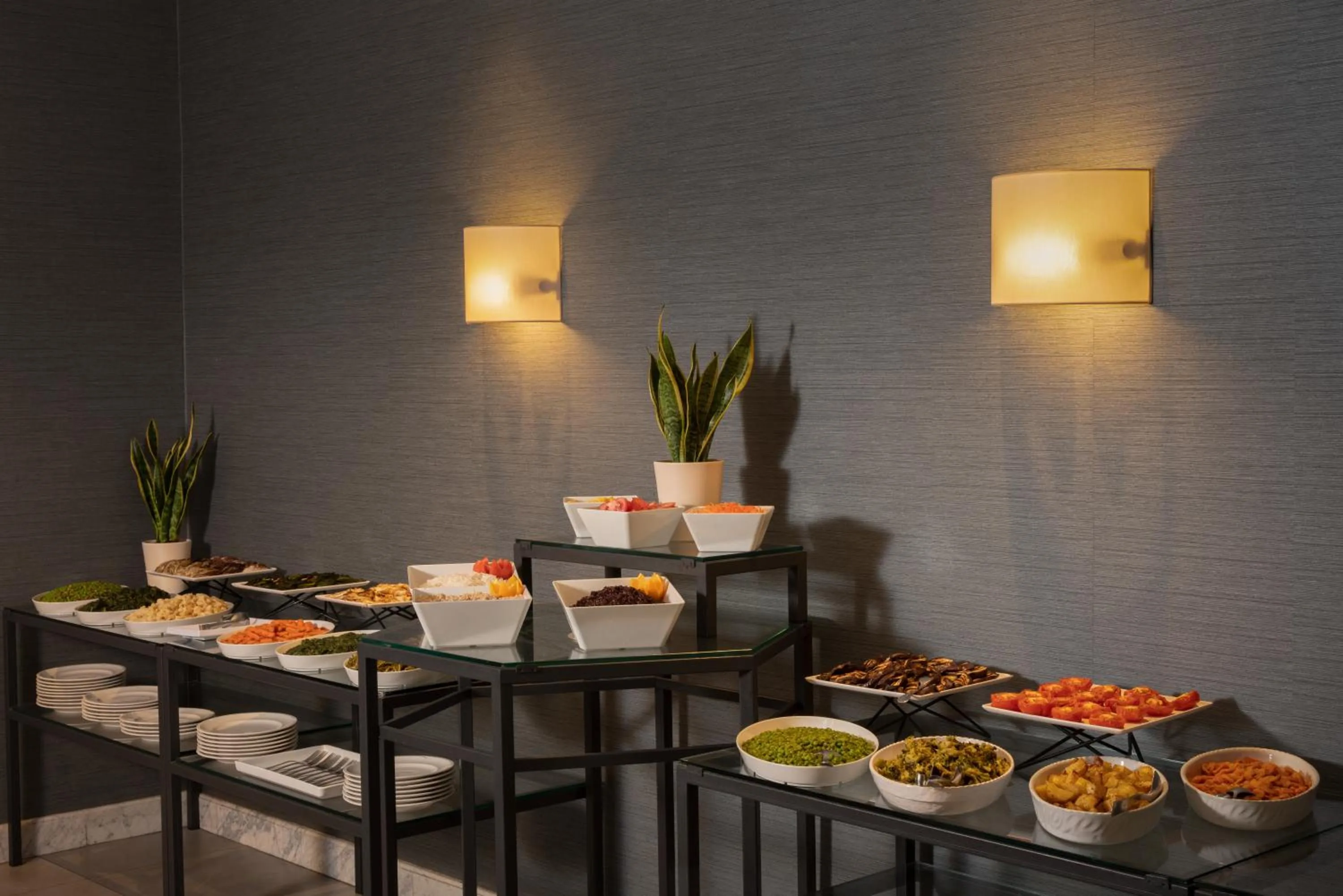 Continental breakfast in Hotel American Palace Eur