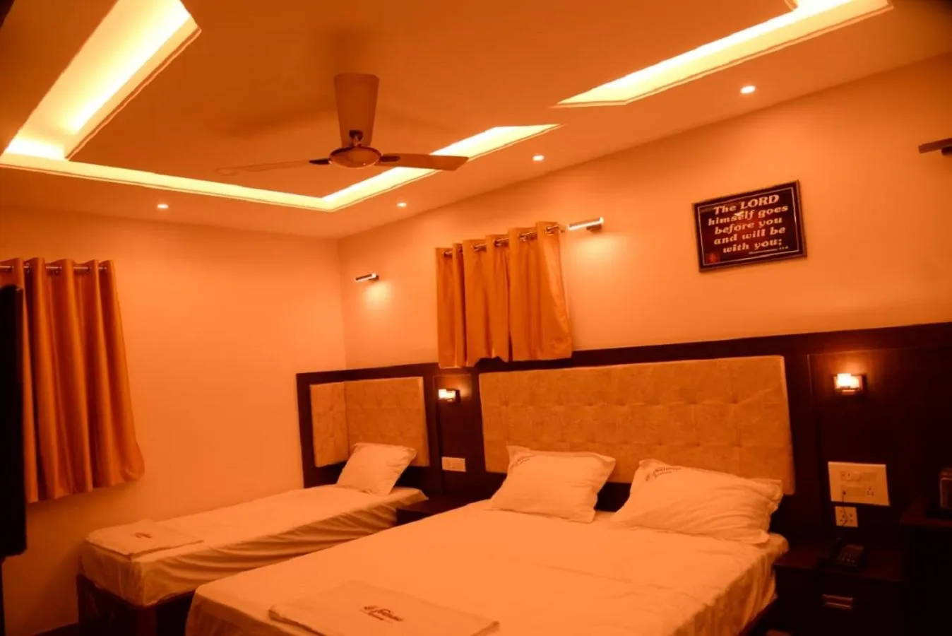 bunk bed, Bed in Le Emerald Residency