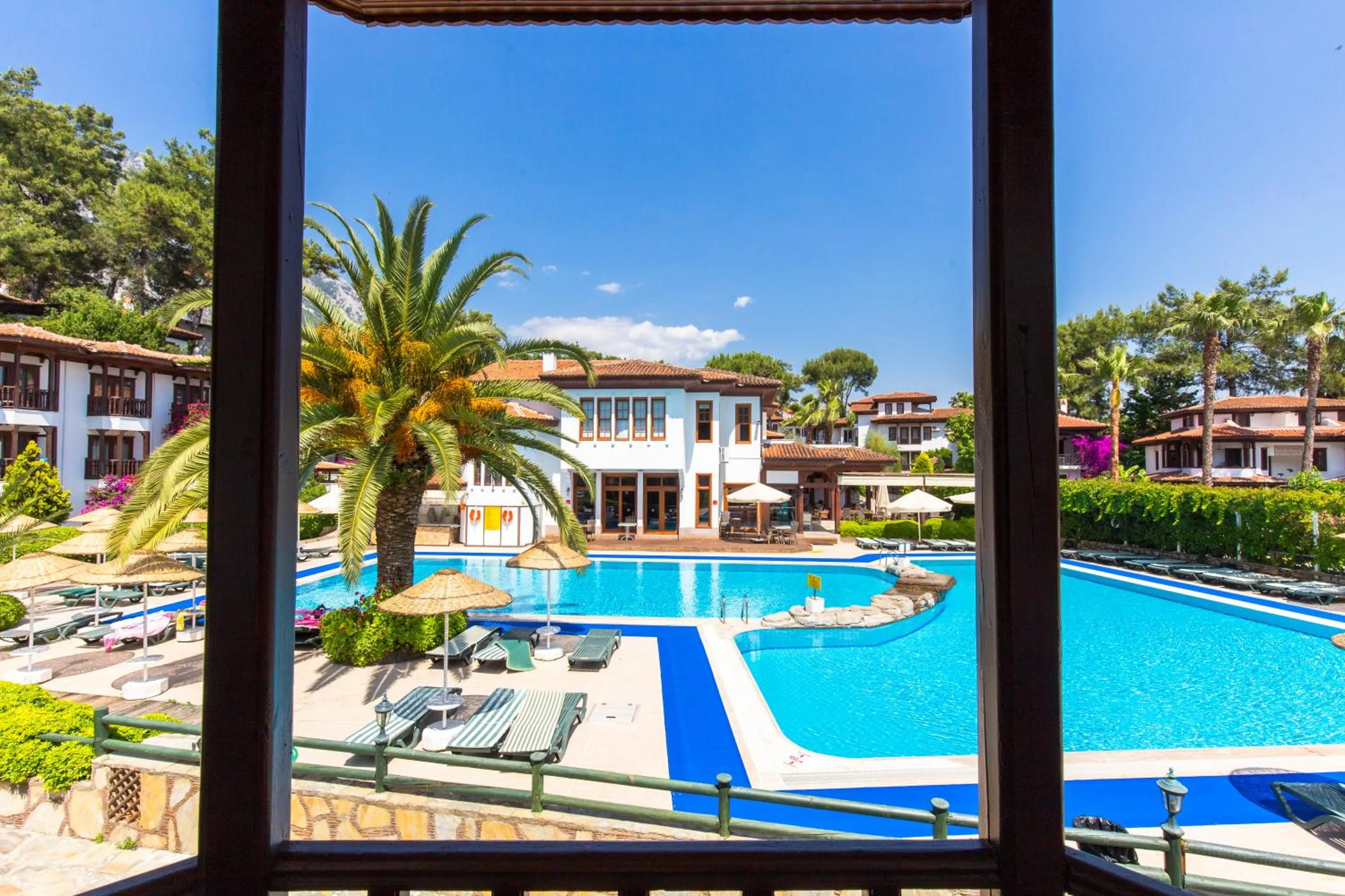 Pool view in Yucelen Hotel